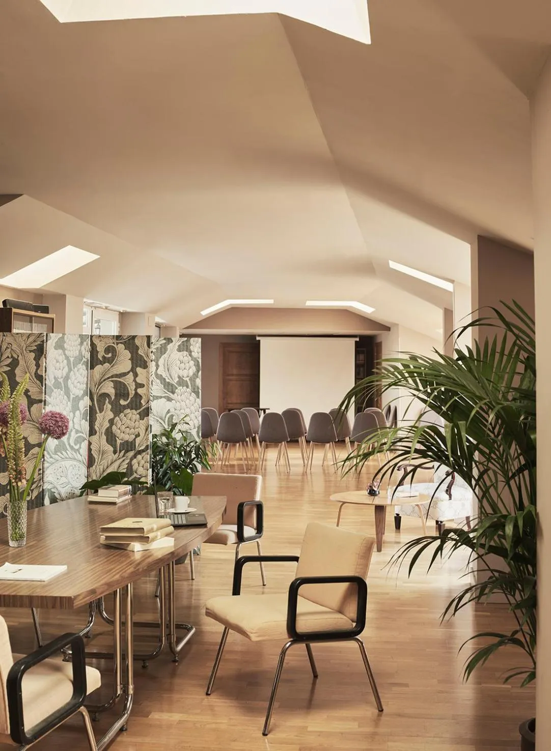 Living room in Hotel Real Segovia by Recordis Hotels