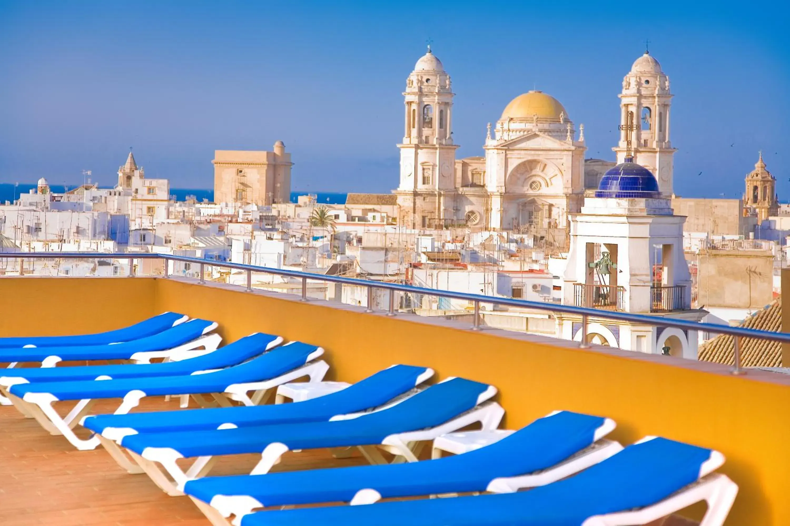 Pool view in Senator Cádiz Pool view in Senator Cádiz