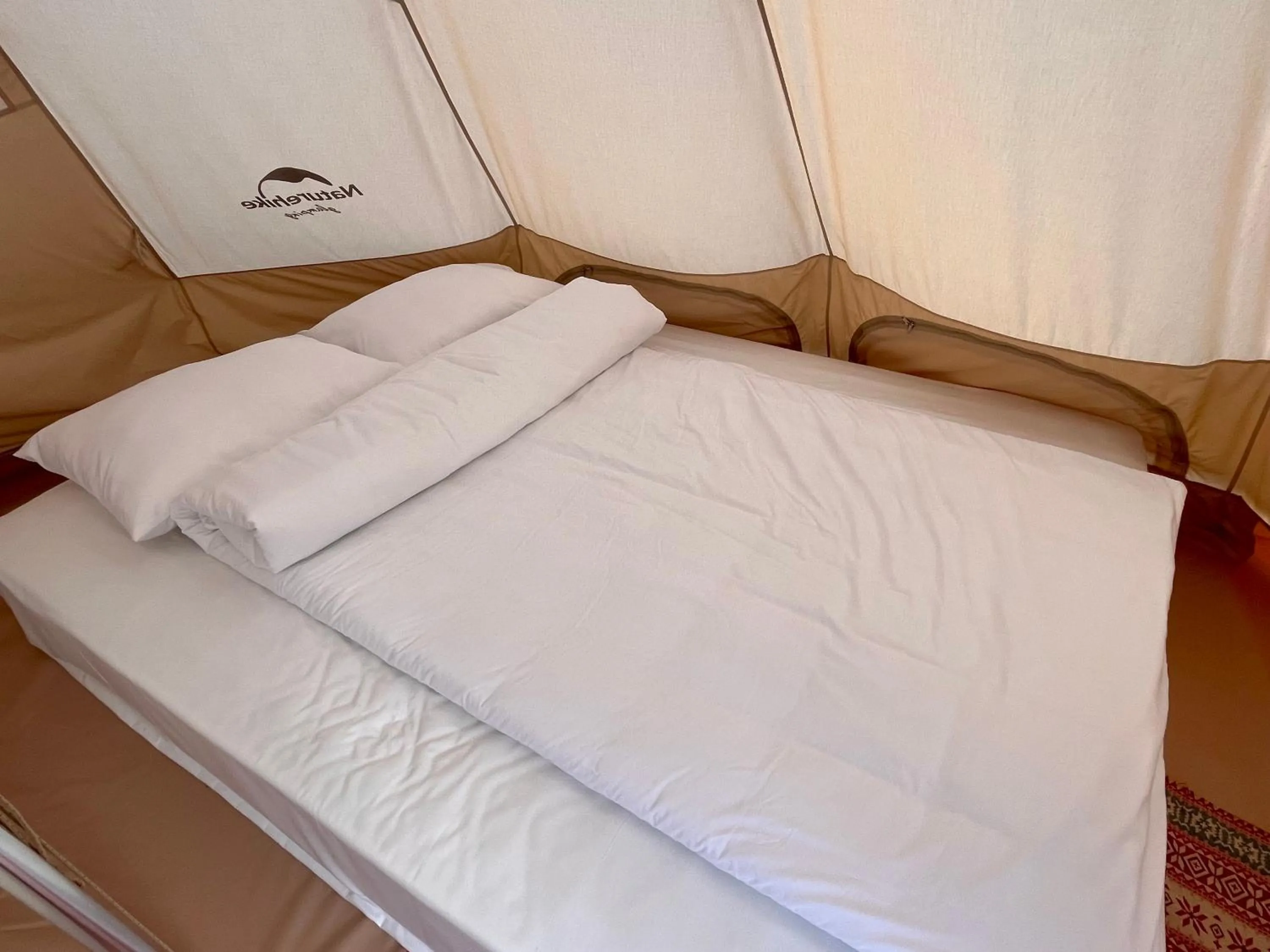Bed in S Plus Bungalow