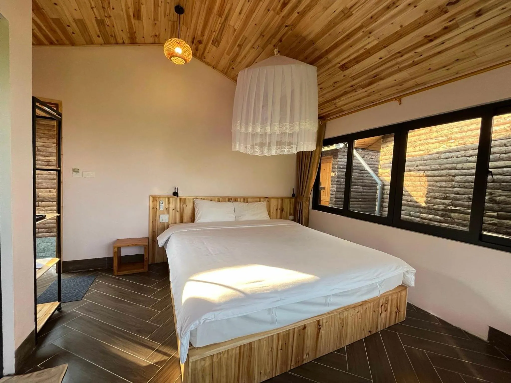 Bed in S Plus Bungalow
