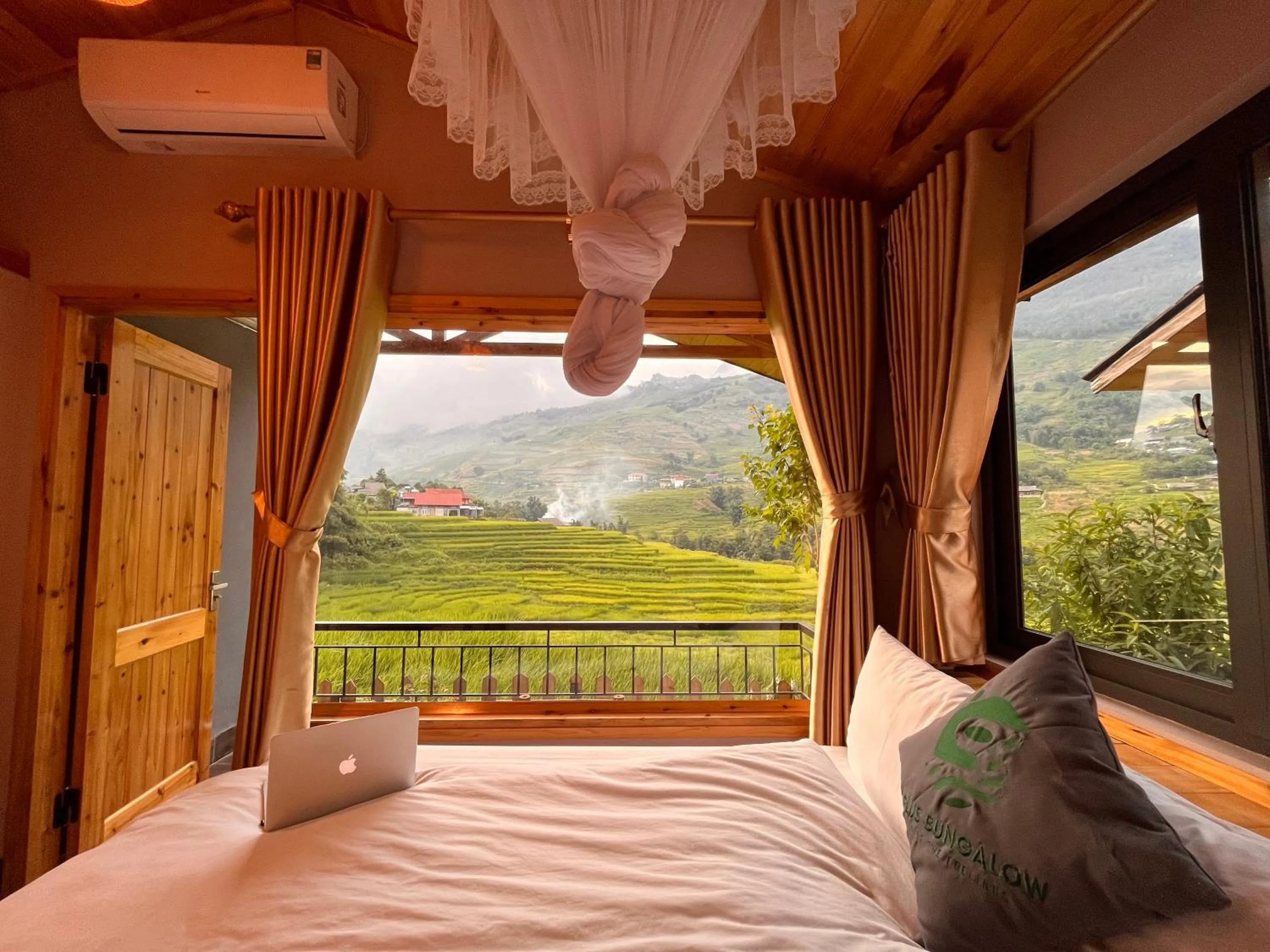 Bed in S Plus Bungalow
