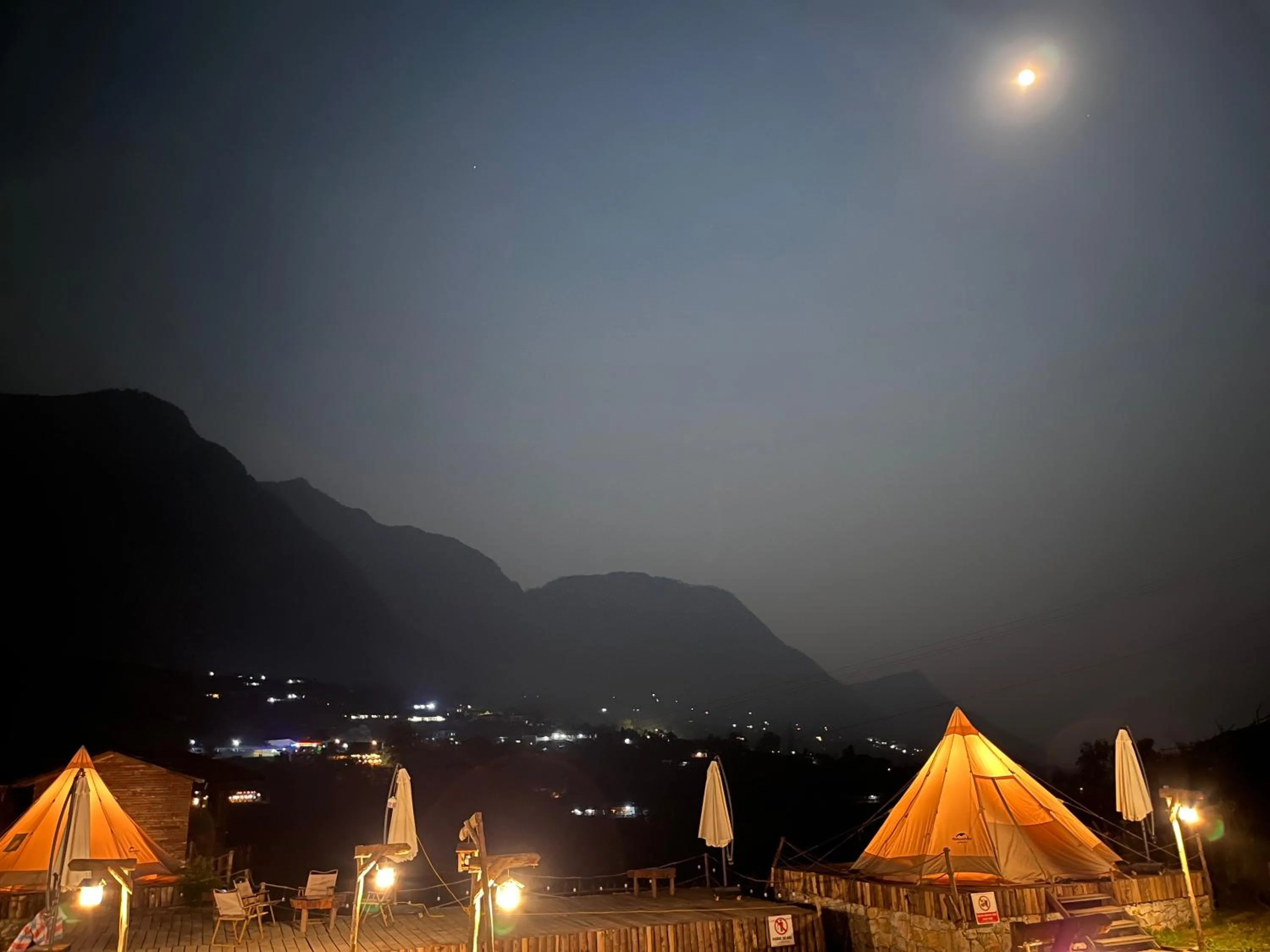 Night in S Plus Bungalow