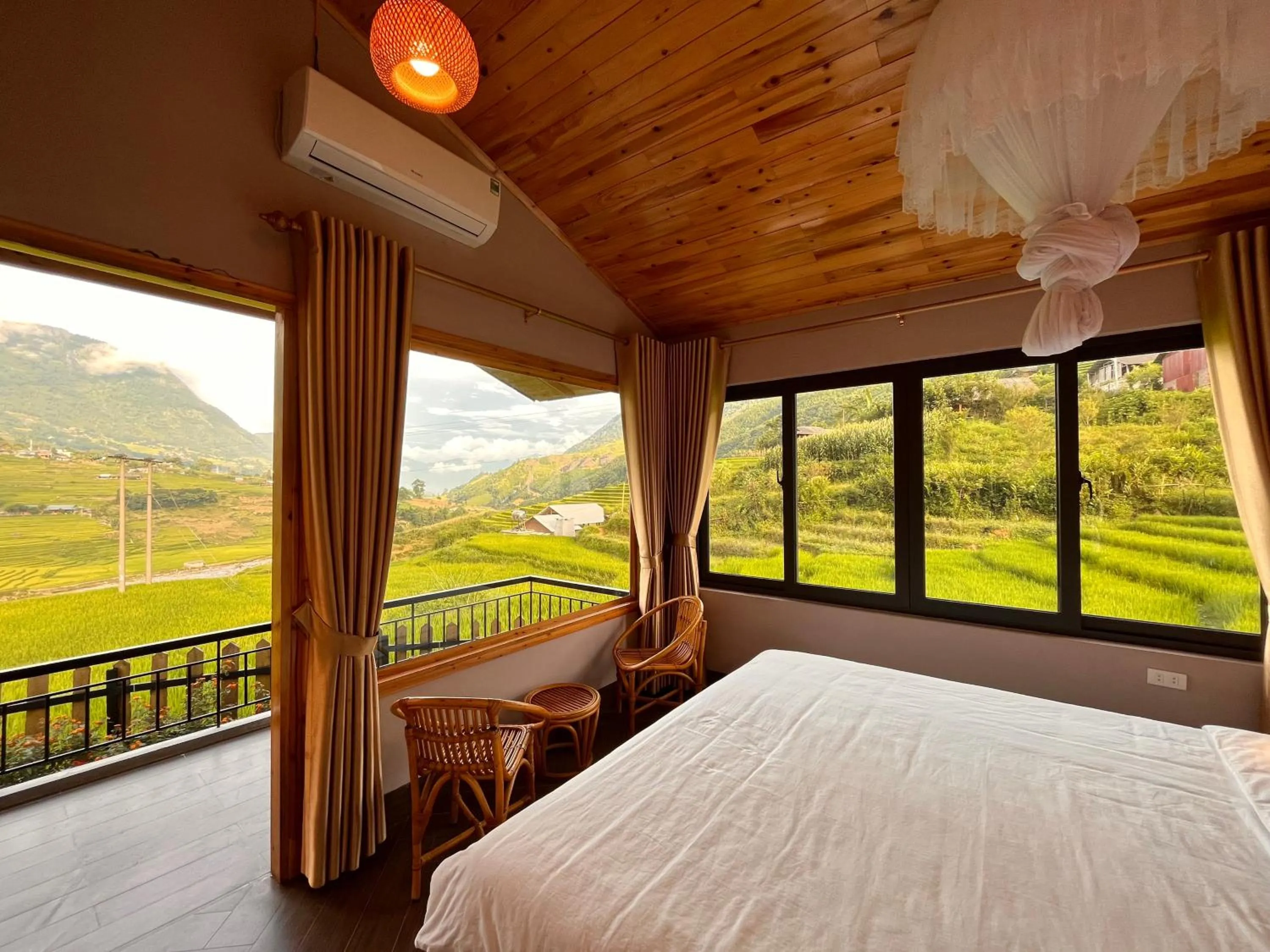 Bed in S Plus Bungalow