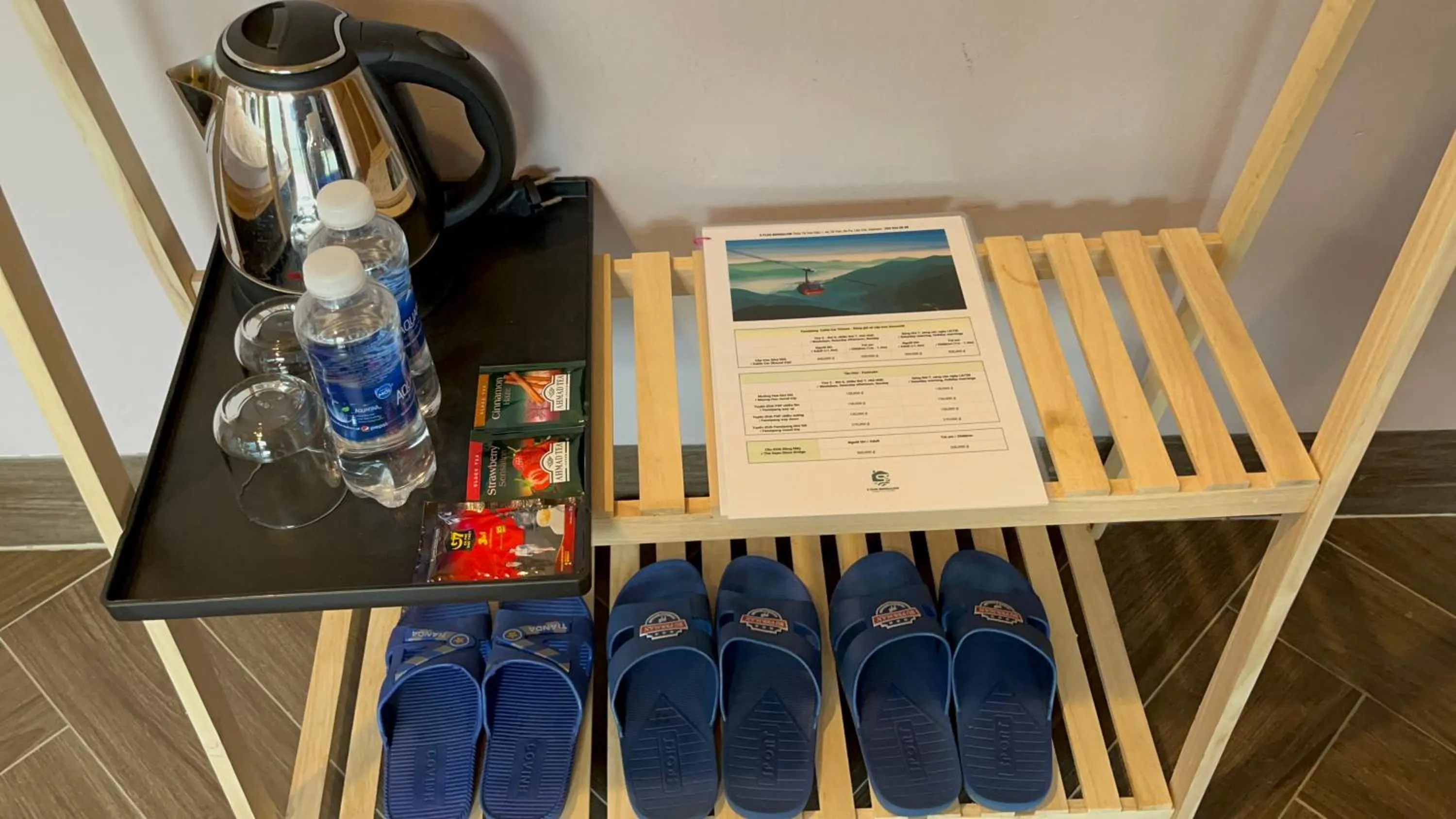 Coffee/tea facilities in S Plus Bungalow