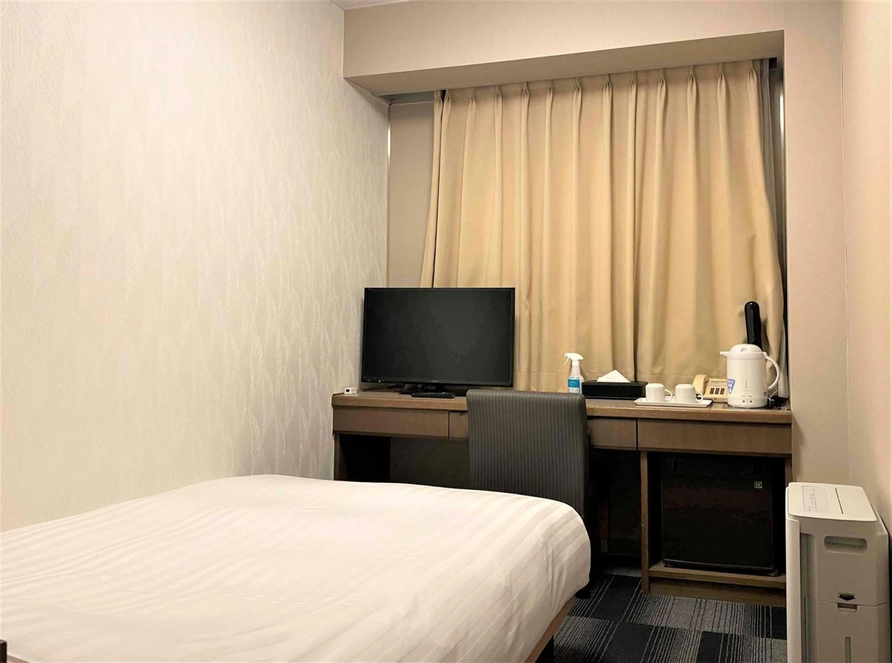 Photo of the whole room, Bed in Smile Hotel Nagano