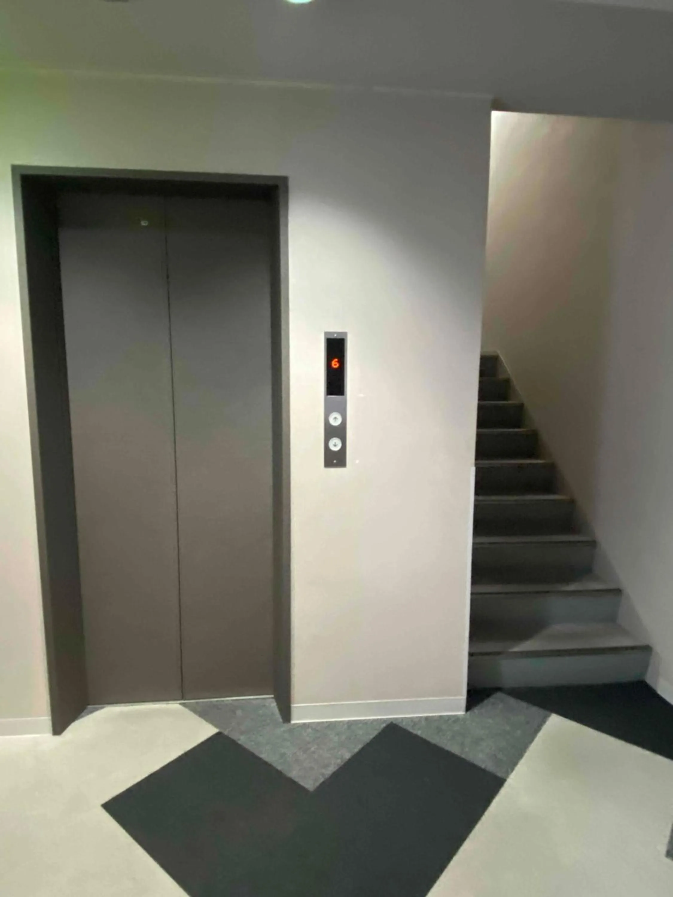 elevator in Smile Hotel Nagano