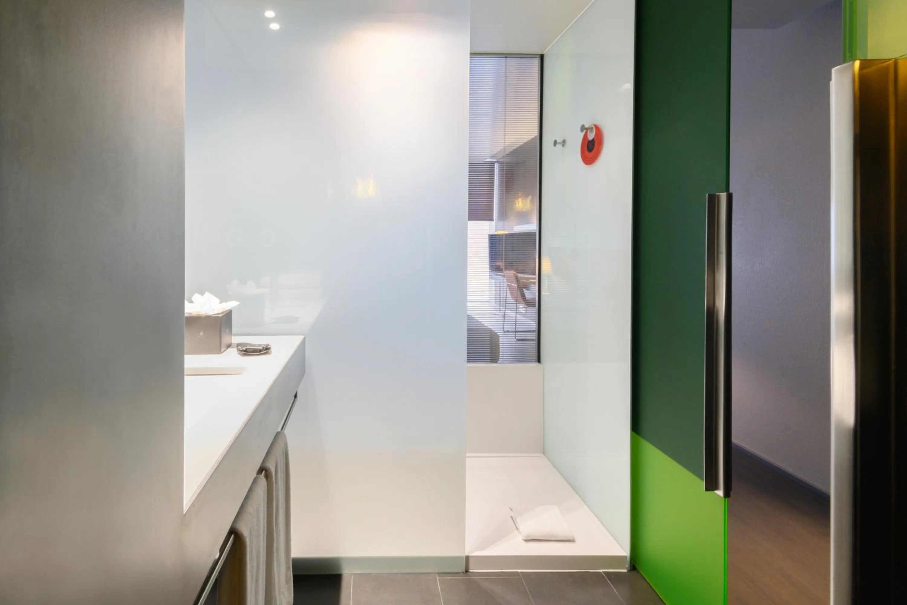 Shower in Hotel Soho