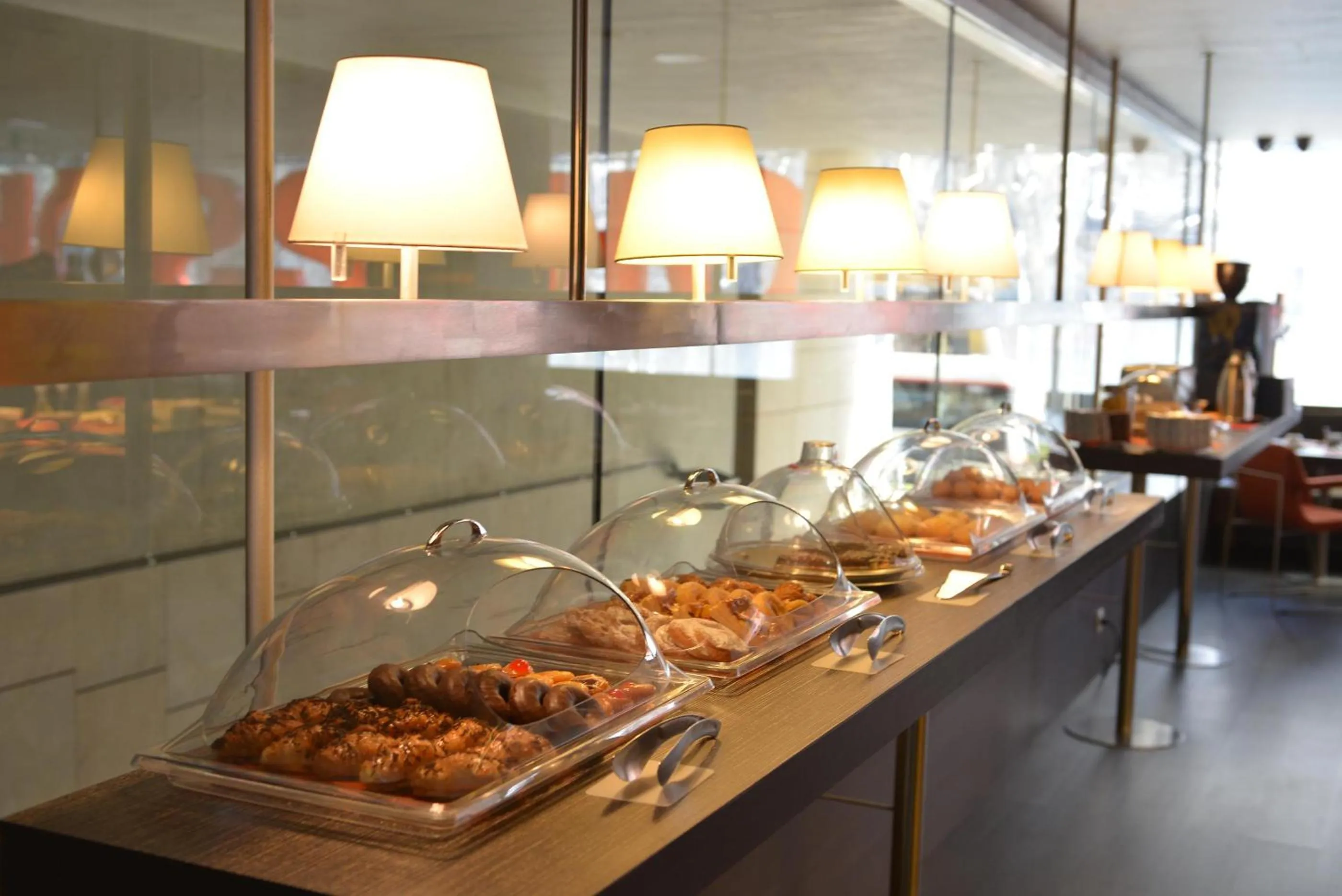 Restaurant/places to eat in Hotel Soho