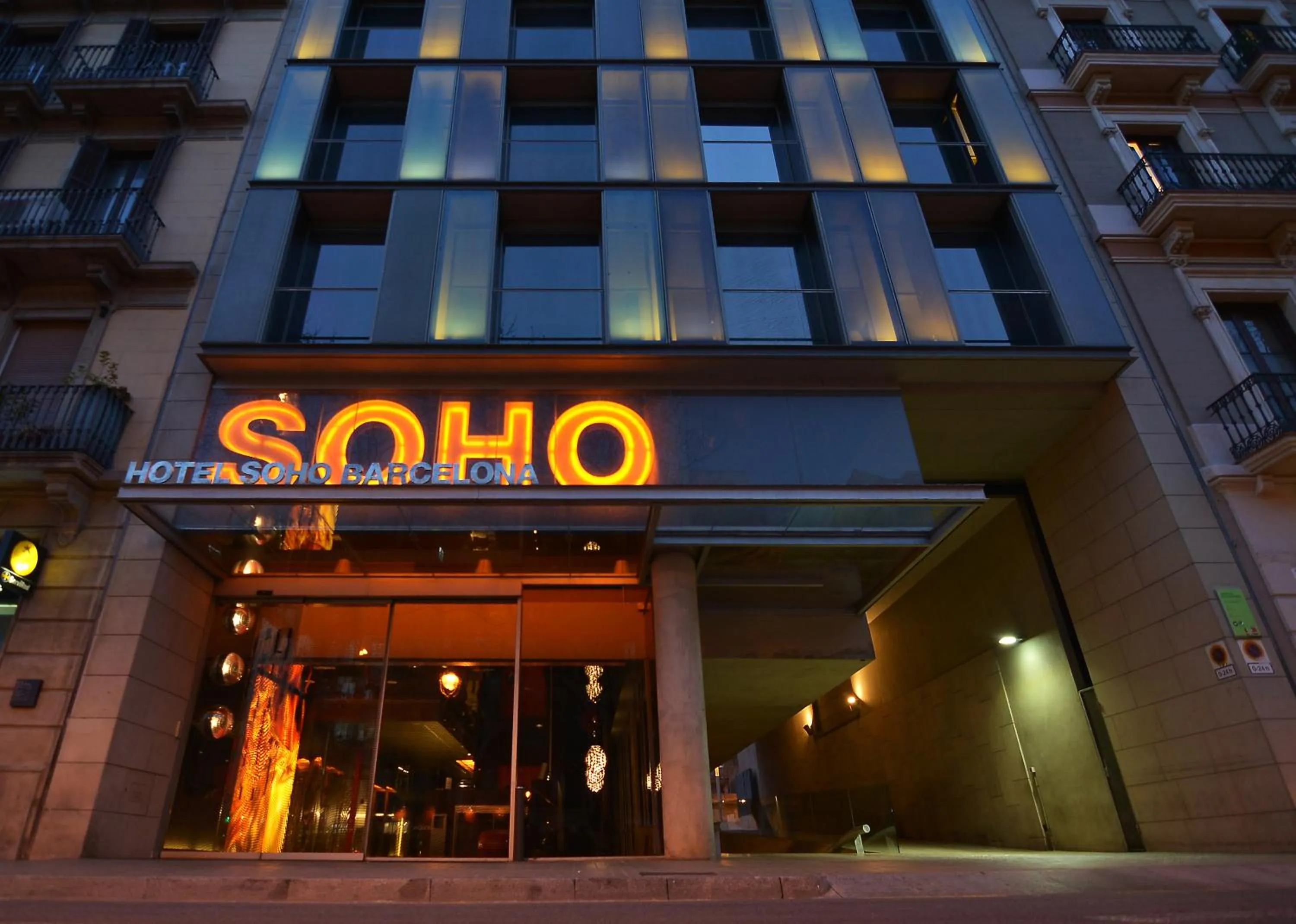 Facade/entrance in Hotel Soho