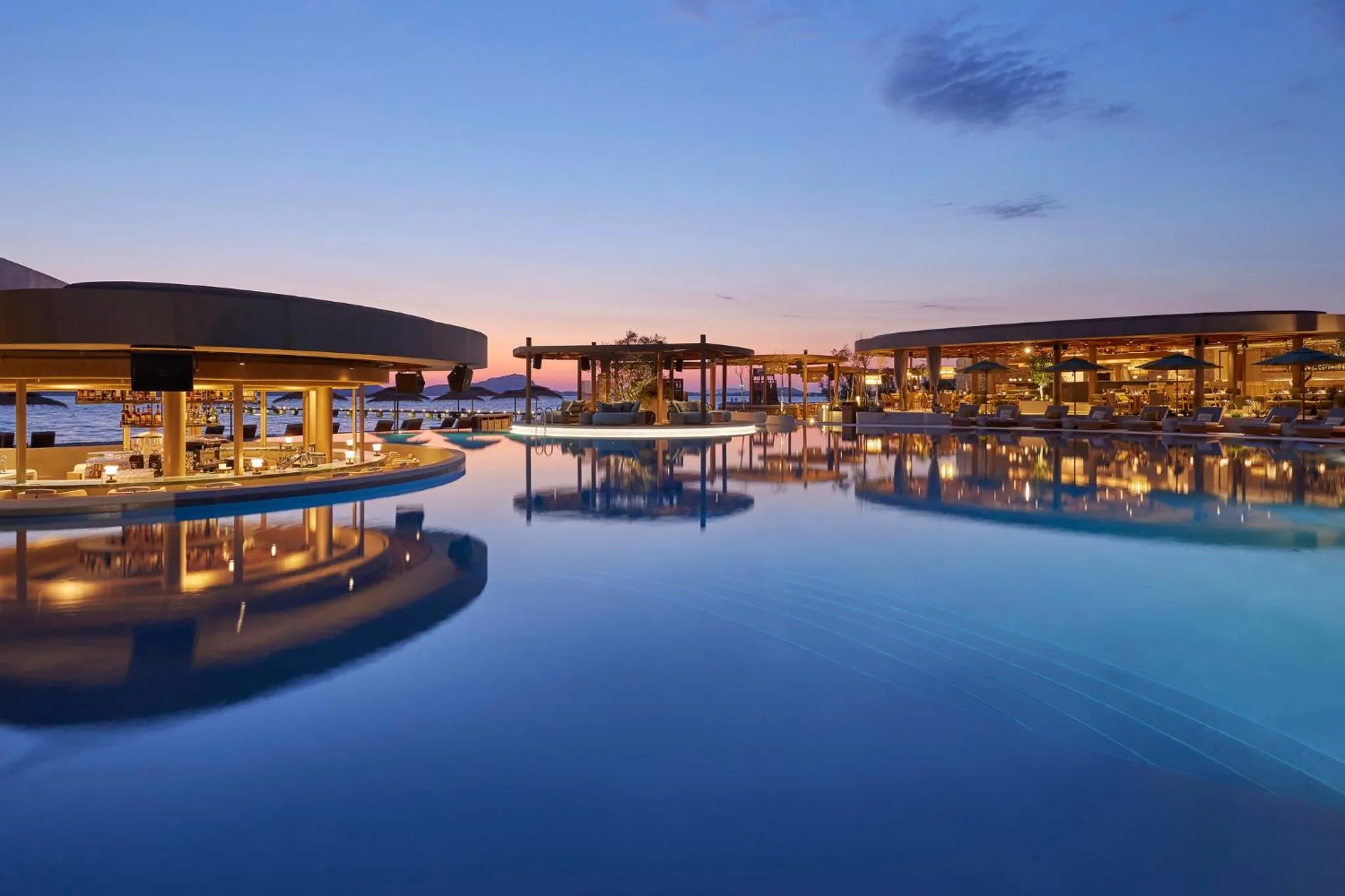 Swimming pool in Mandarin Oriental, Costa Navarino