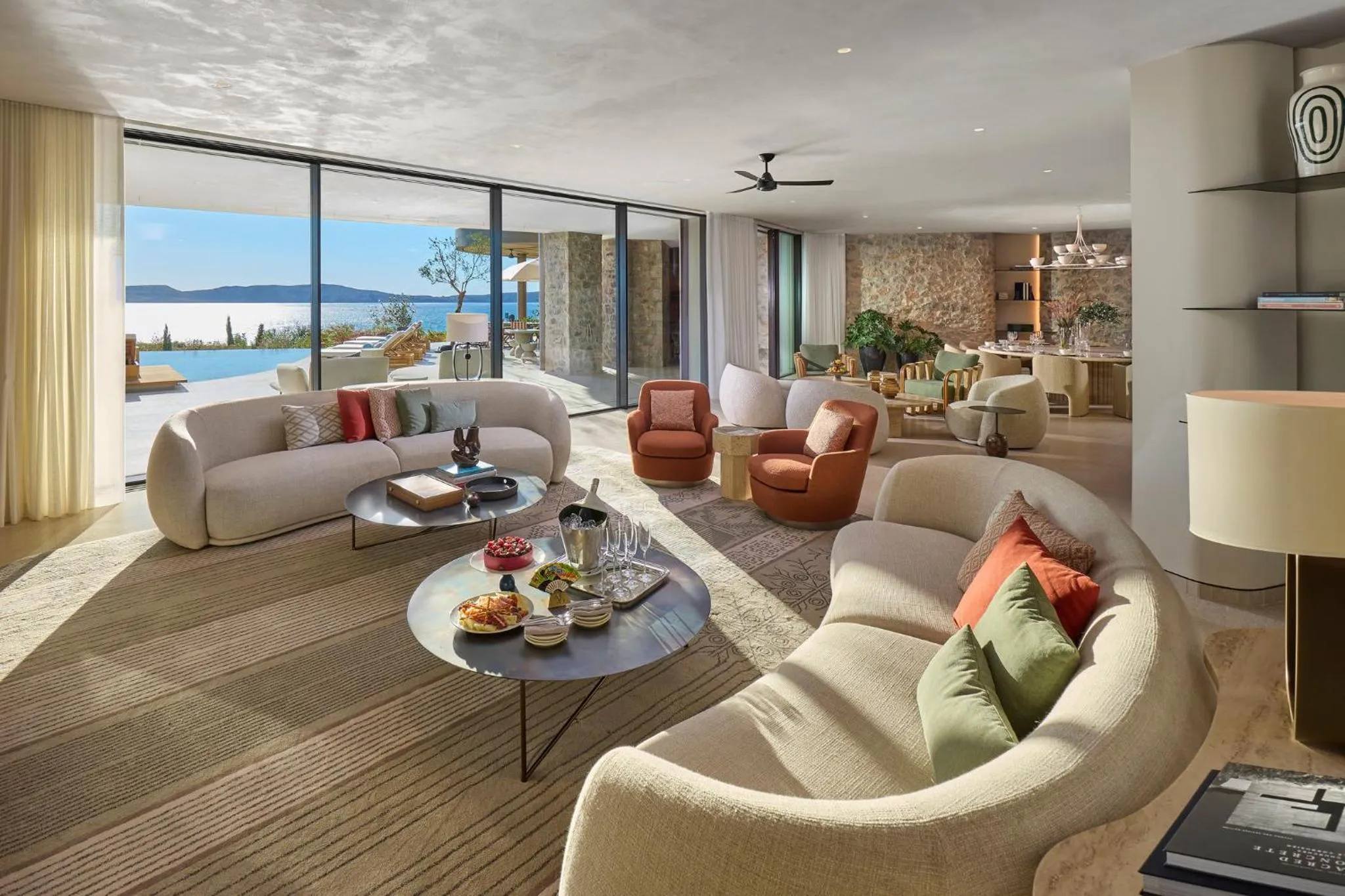 Bedroom in Mandarin Oriental, Costa Navarino