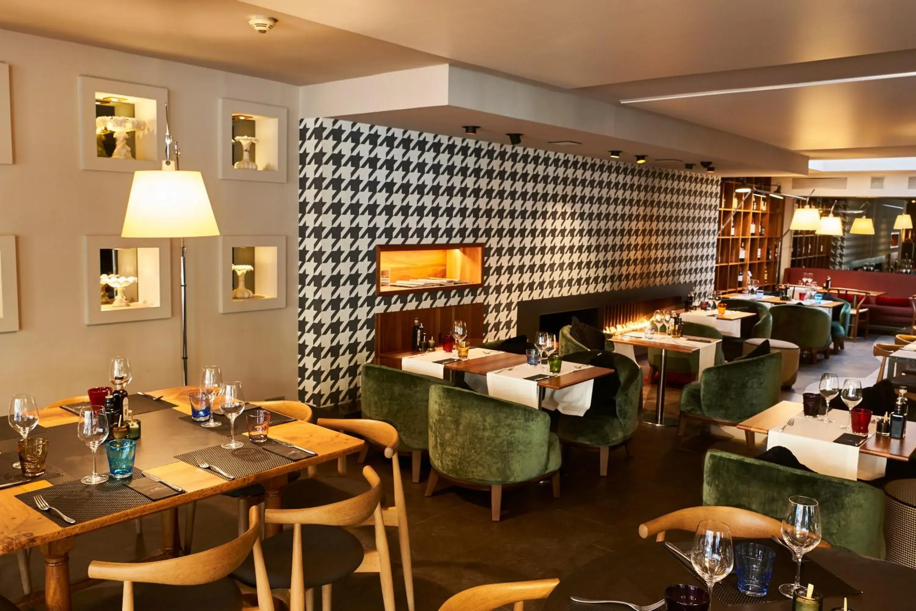 Restaurant/places to eat in Hotel Villa Emilia Restaurant/places to eat in Hotel Villa Emilia