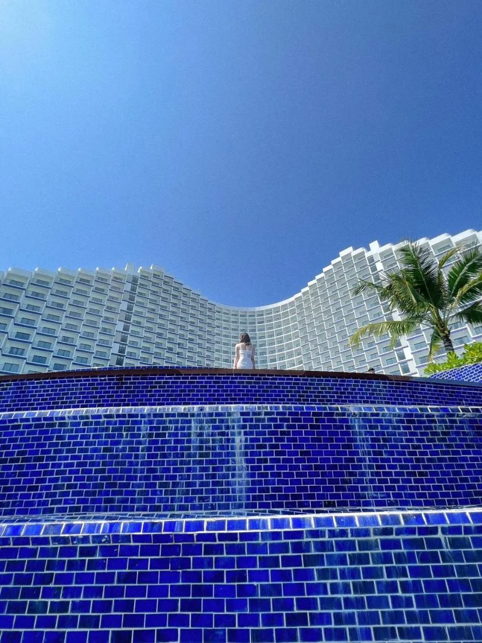 Inner courtyard view in Sea Moon Cam Ranh Beach House