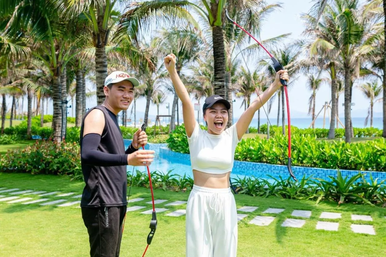 Day in Sea Moon Cam Ranh Beach House