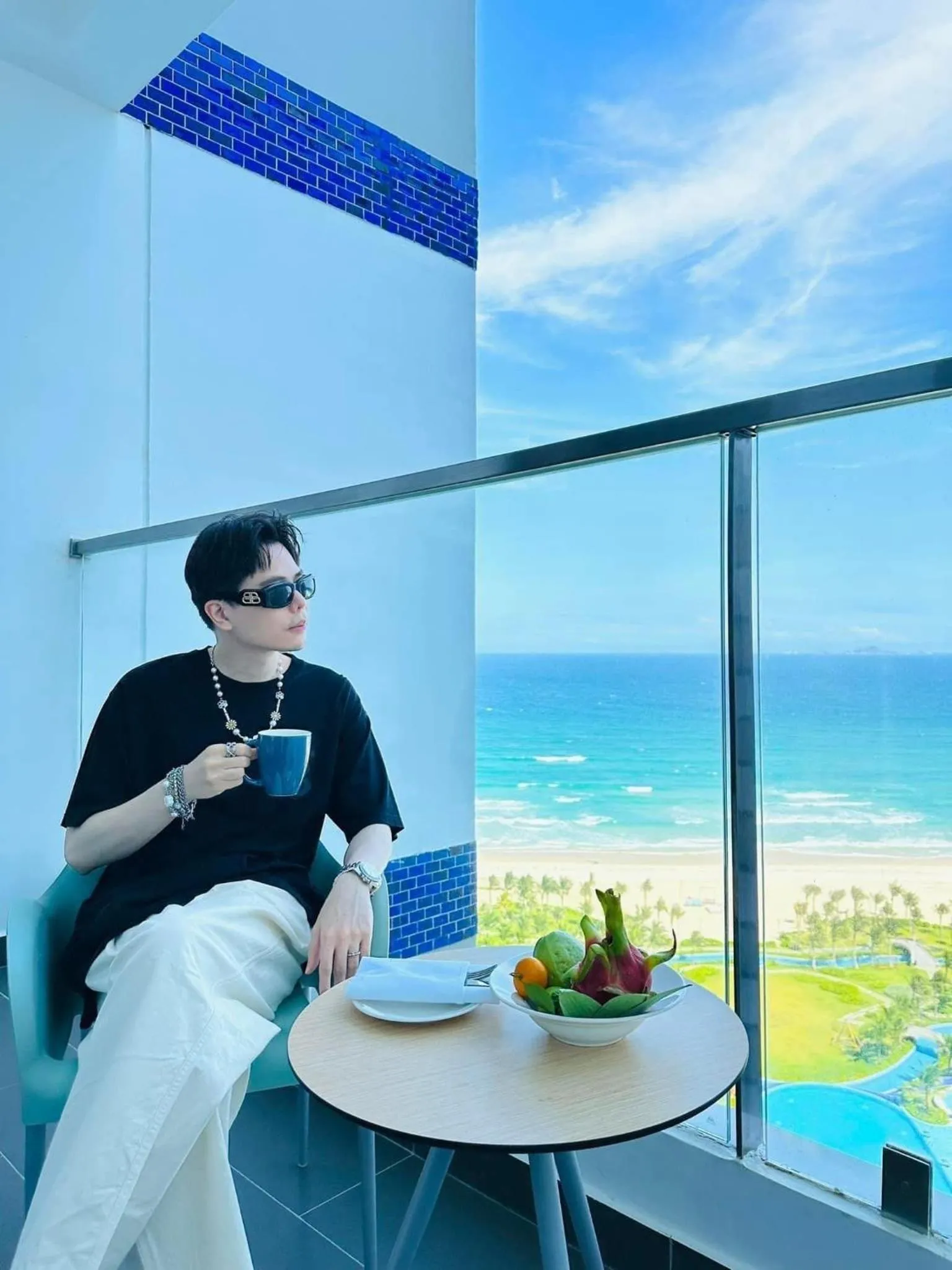 Day in Sea Moon Cam Ranh Beach House