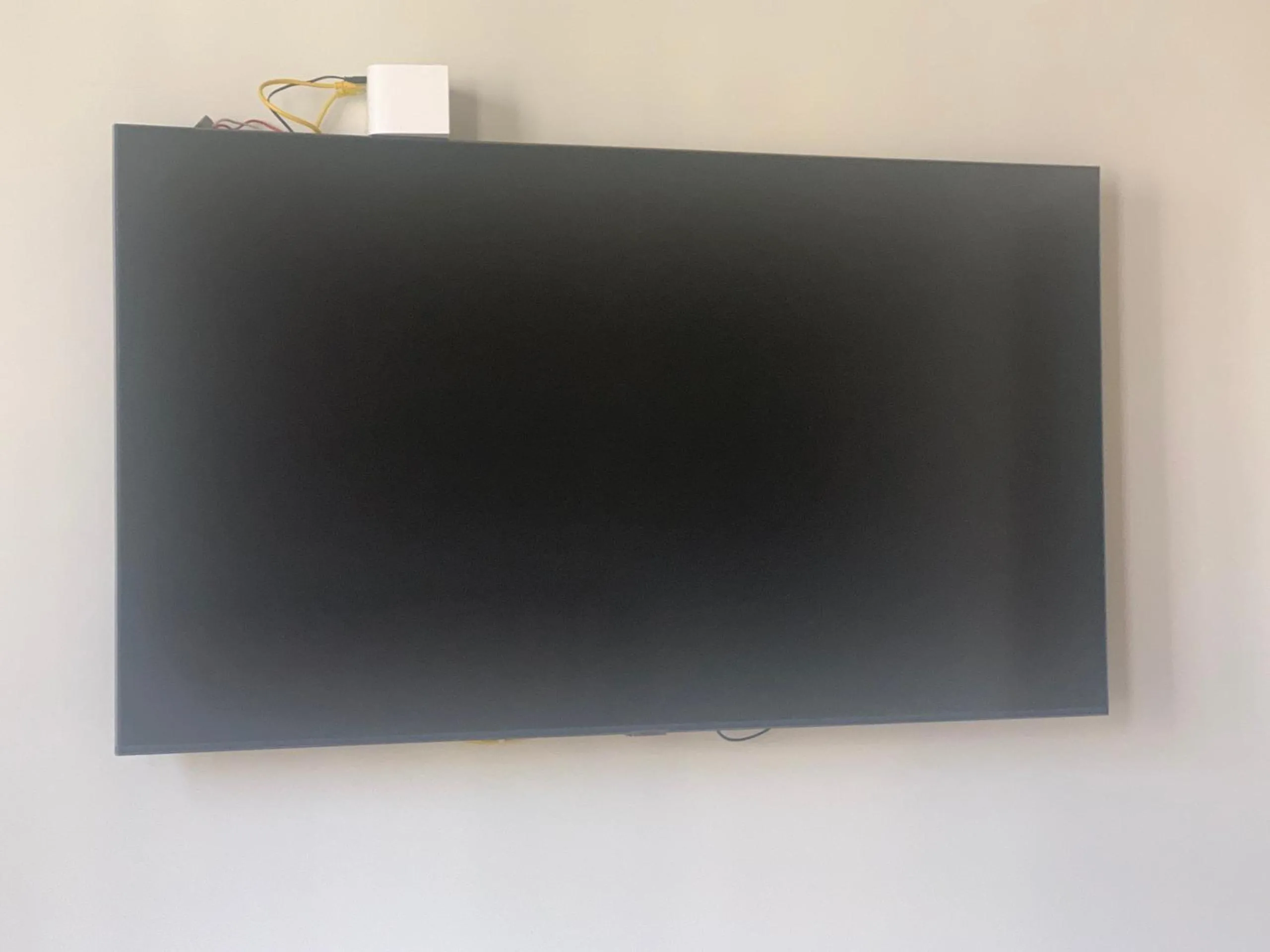 Communal lounge/ TV room in Sea Moon Cam Ranh Beach House