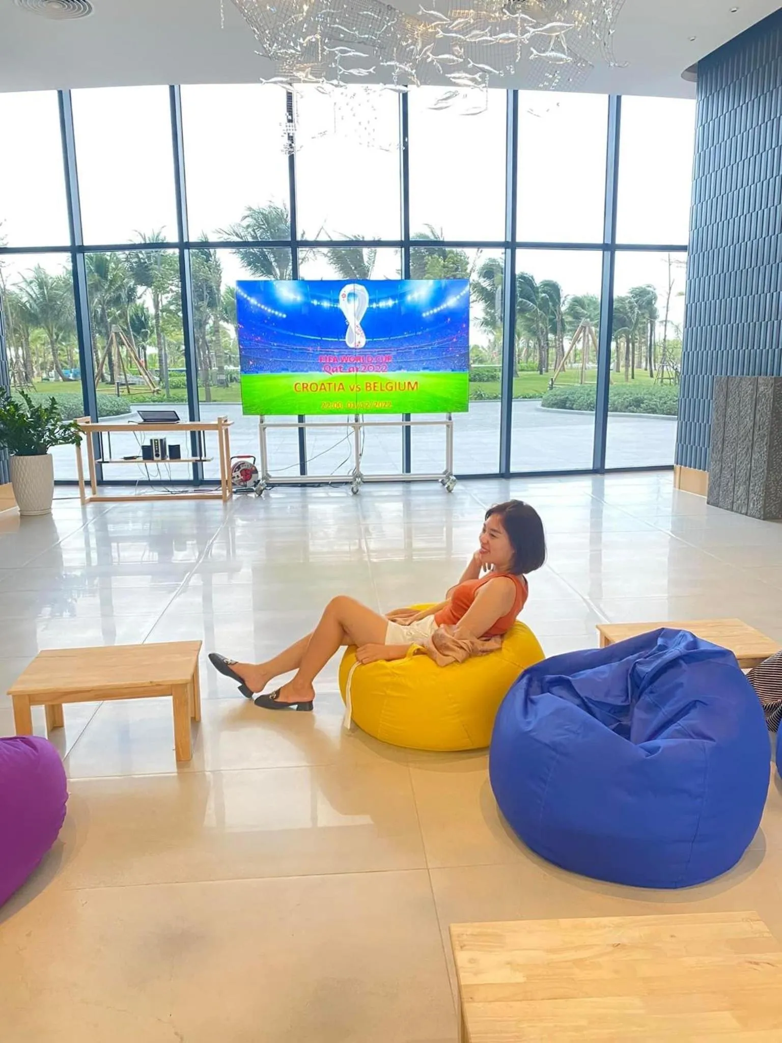 Communal lounge/ TV room in Sea Moon Cam Ranh Beach House