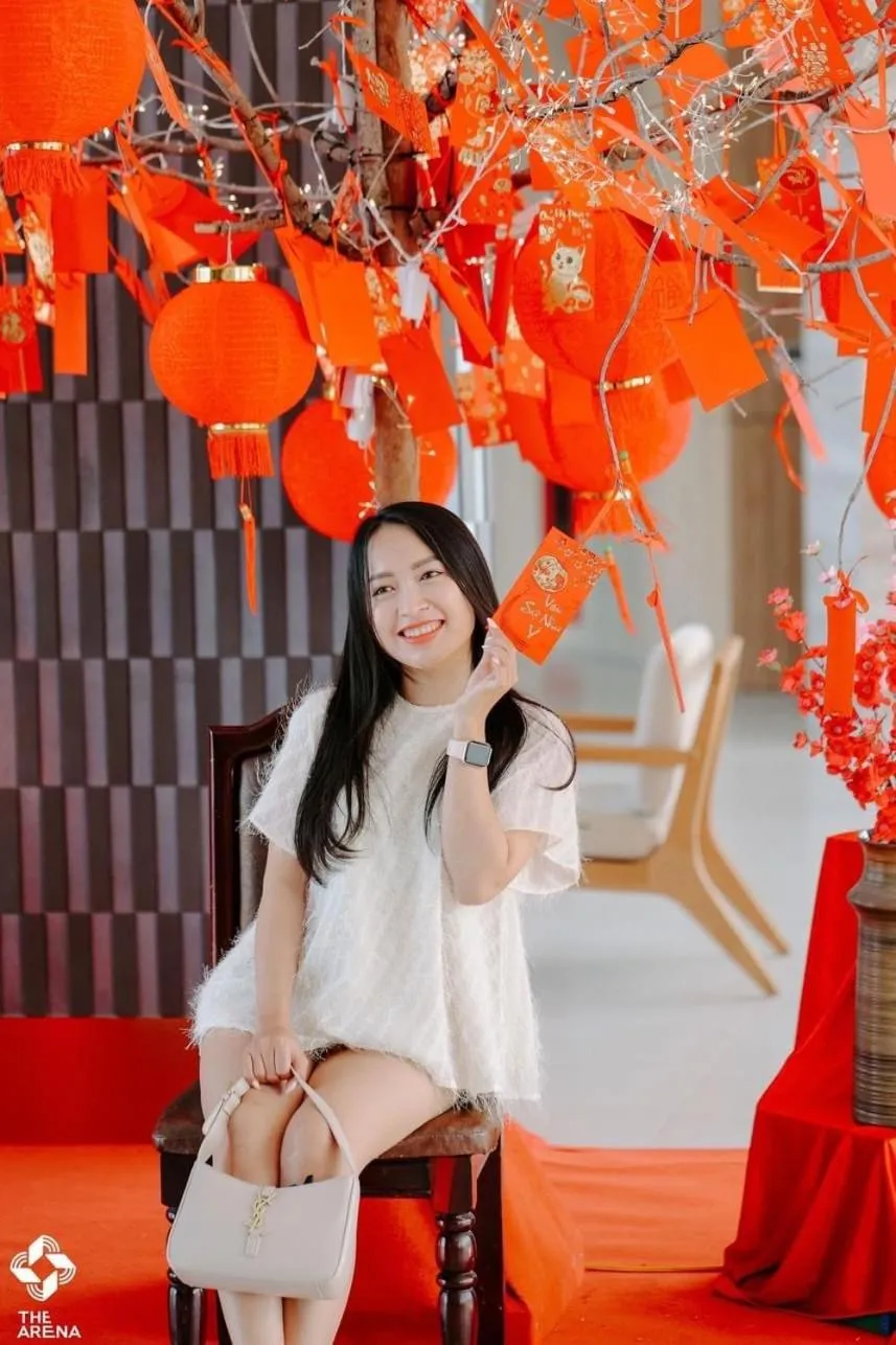People in Sea Moon Cam Ranh Beach House