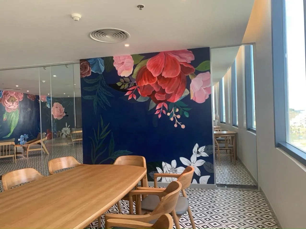 Lounge or bar in Sea Moon Cam Ranh Beach House