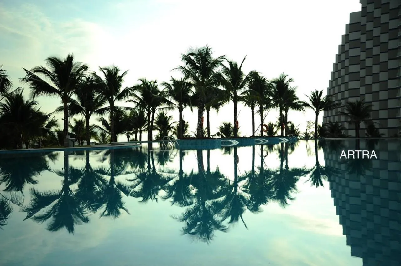 Day in Sea Moon Cam Ranh Beach House