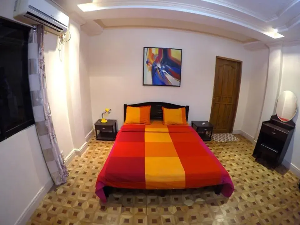 Photo of the whole room, Bed in Lambug Beach Homestay Photo of the whole room, Bed in Lambug Beach Homestay