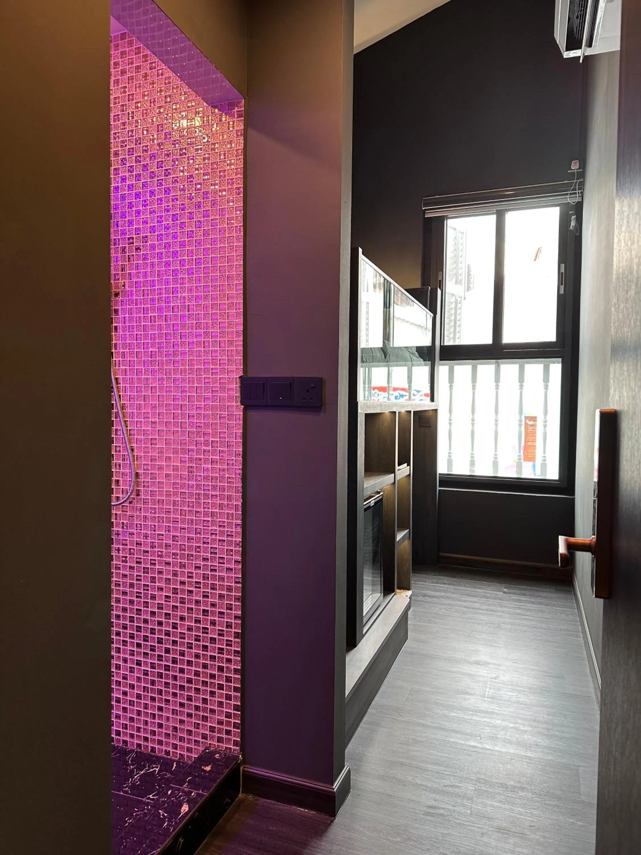 HOTEL JJH - newly opened near BUGIS