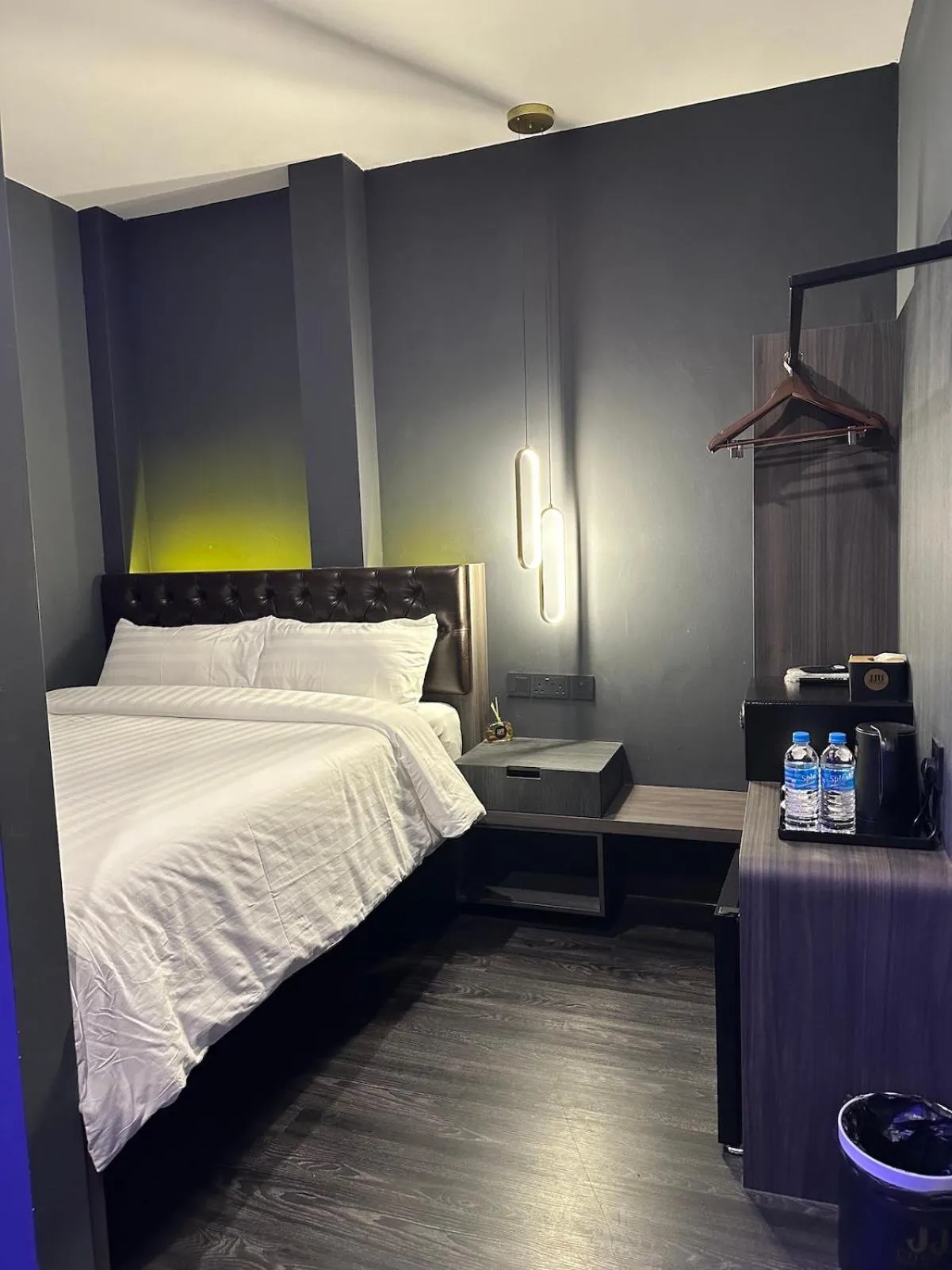 Bed in HOTEL JJH - newly opened near BUGIS