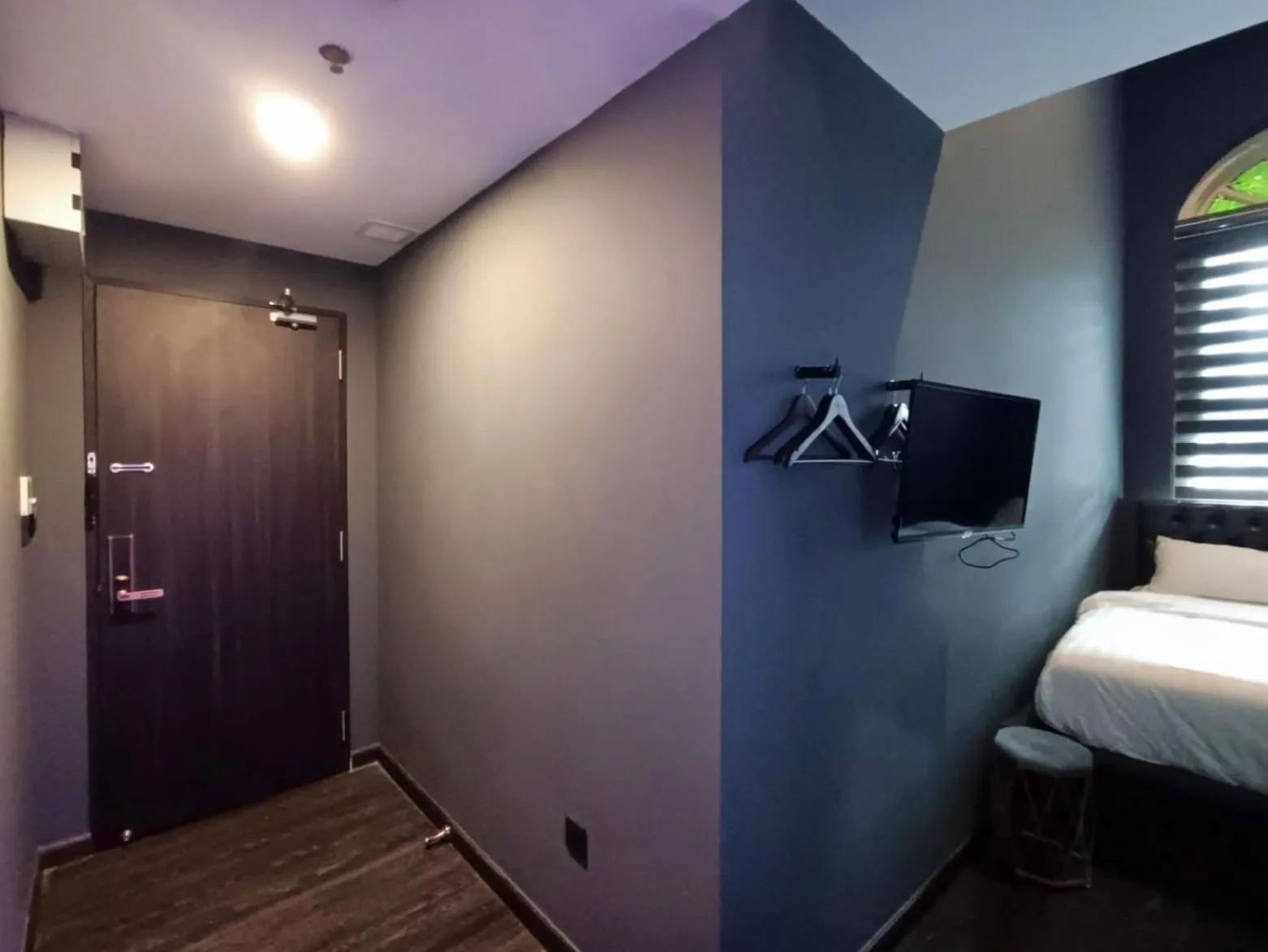 Bed in HOTEL JJH - newly opened near BUGIS