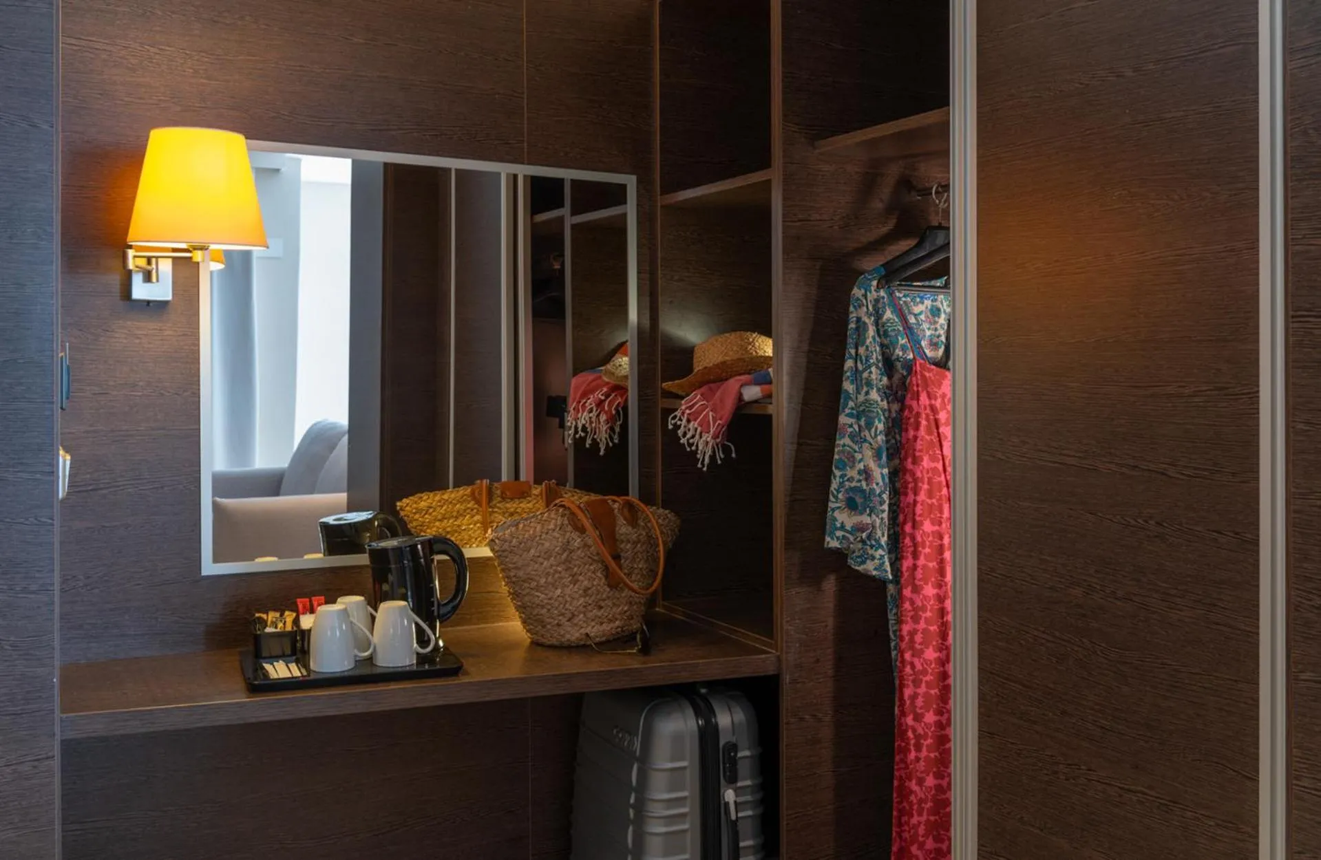 wardrobe in AQUA Hotel The Breeze & Spa - All Inclusive - Adults Only - 4Sup