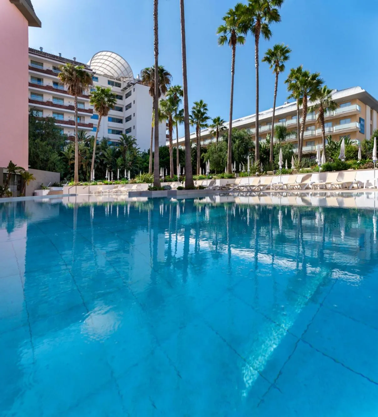 Property building in AQUA Hotel The Breeze & Spa - All Inclusive - Adults Only - 4Sup