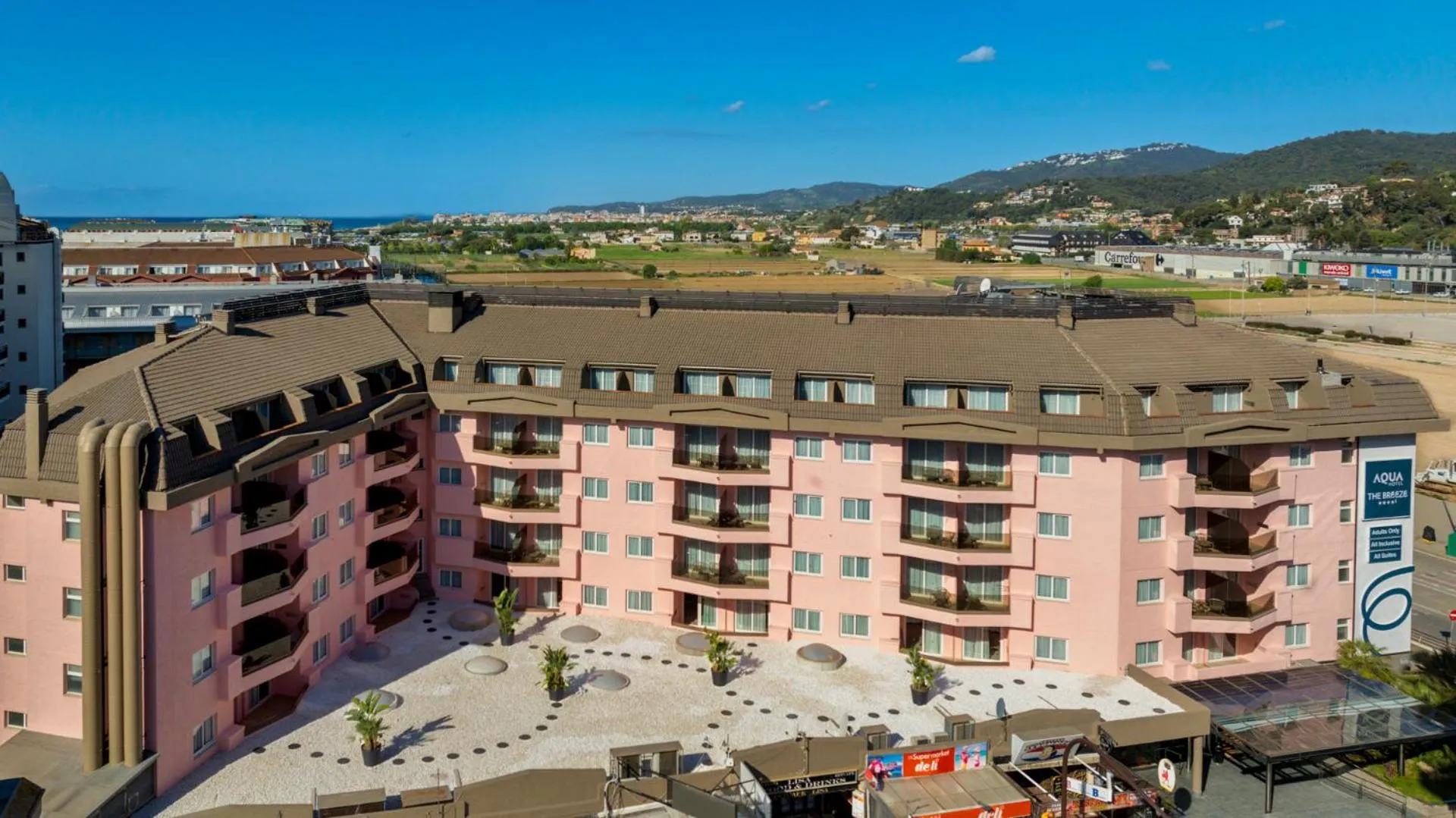 Property building in AQUA Hotel The Breeze & Spa - All Inclusive - Adults Only - 4Sup