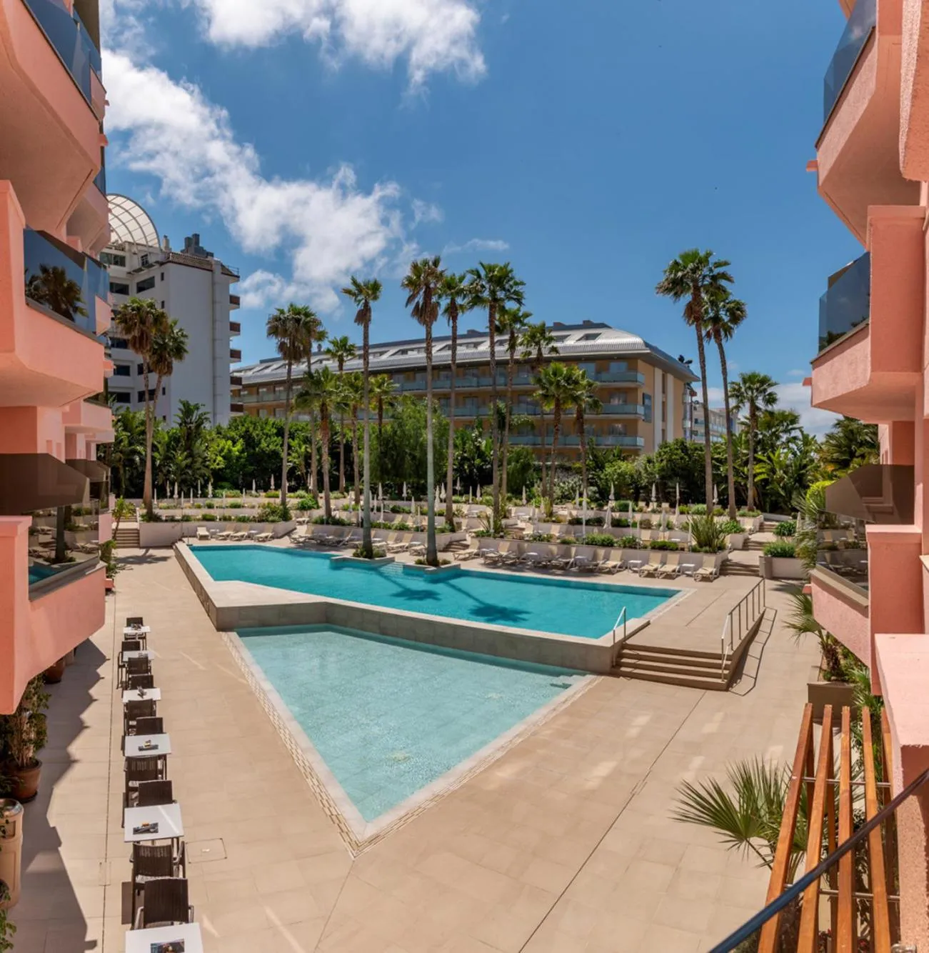 Property building in AQUA Hotel The Breeze & Spa - All Inclusive - Adults Only - 4Sup