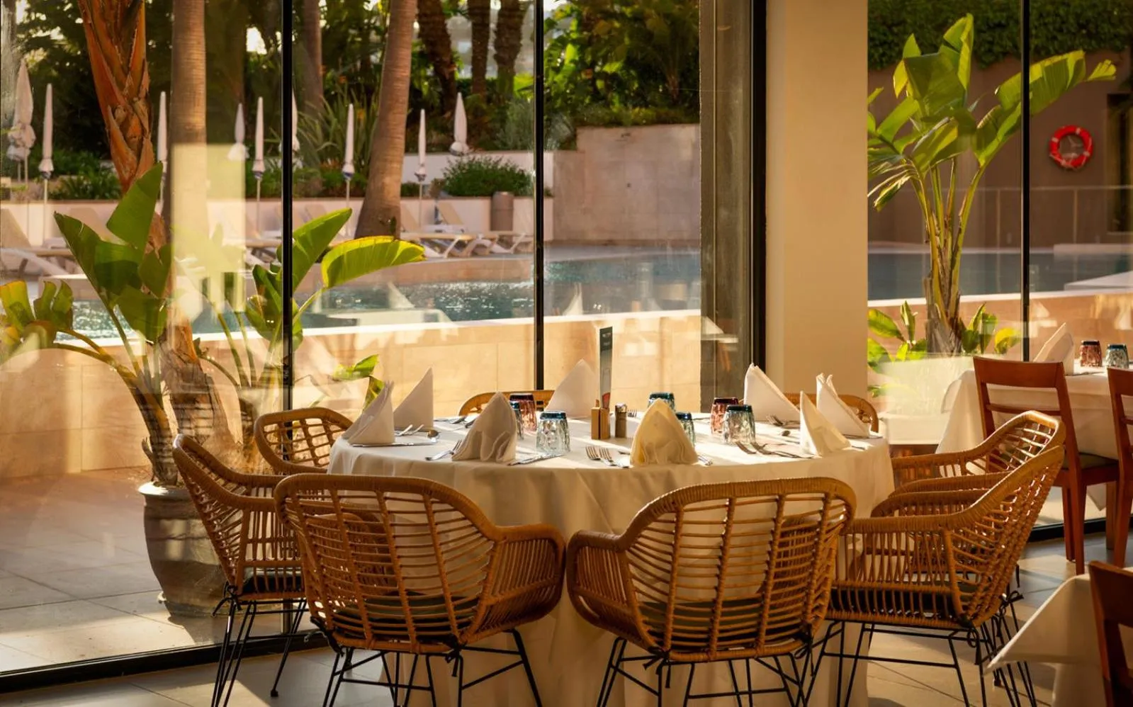 Restaurant/places to eat in AQUA Hotel The Breeze & Spa - All Inclusive - Adults Only - 4Sup