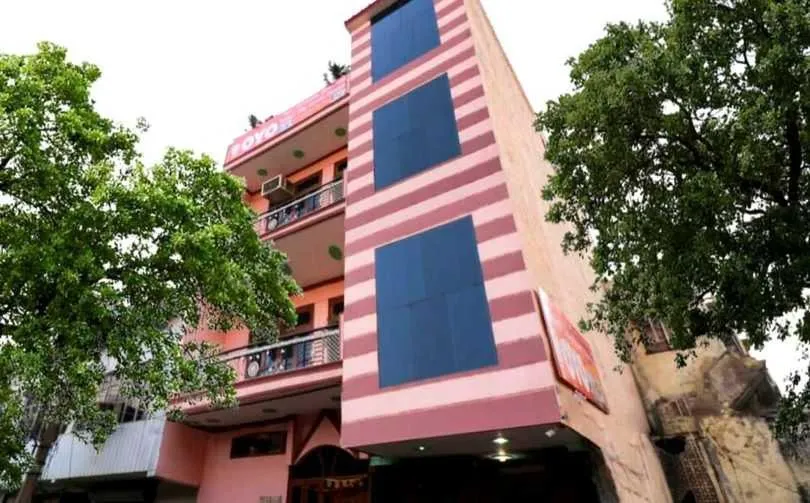 Facade/entrance in Hotel O by OYO Smart City Guest House