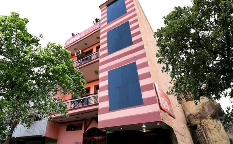 Facade/entrance in Hotel O by OYO Smart City Guest House