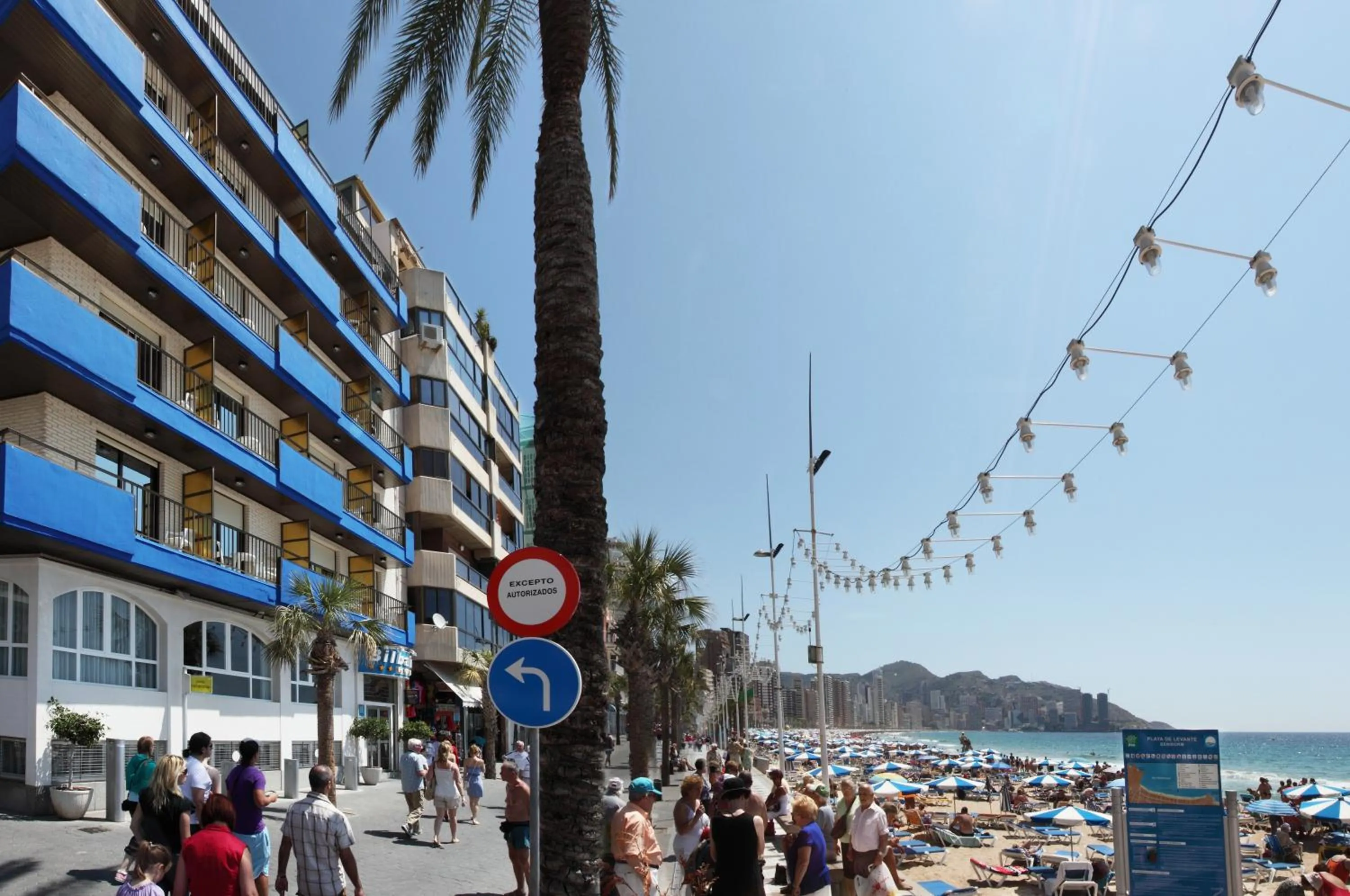 Facade/entrance in Hotel Bilbaino