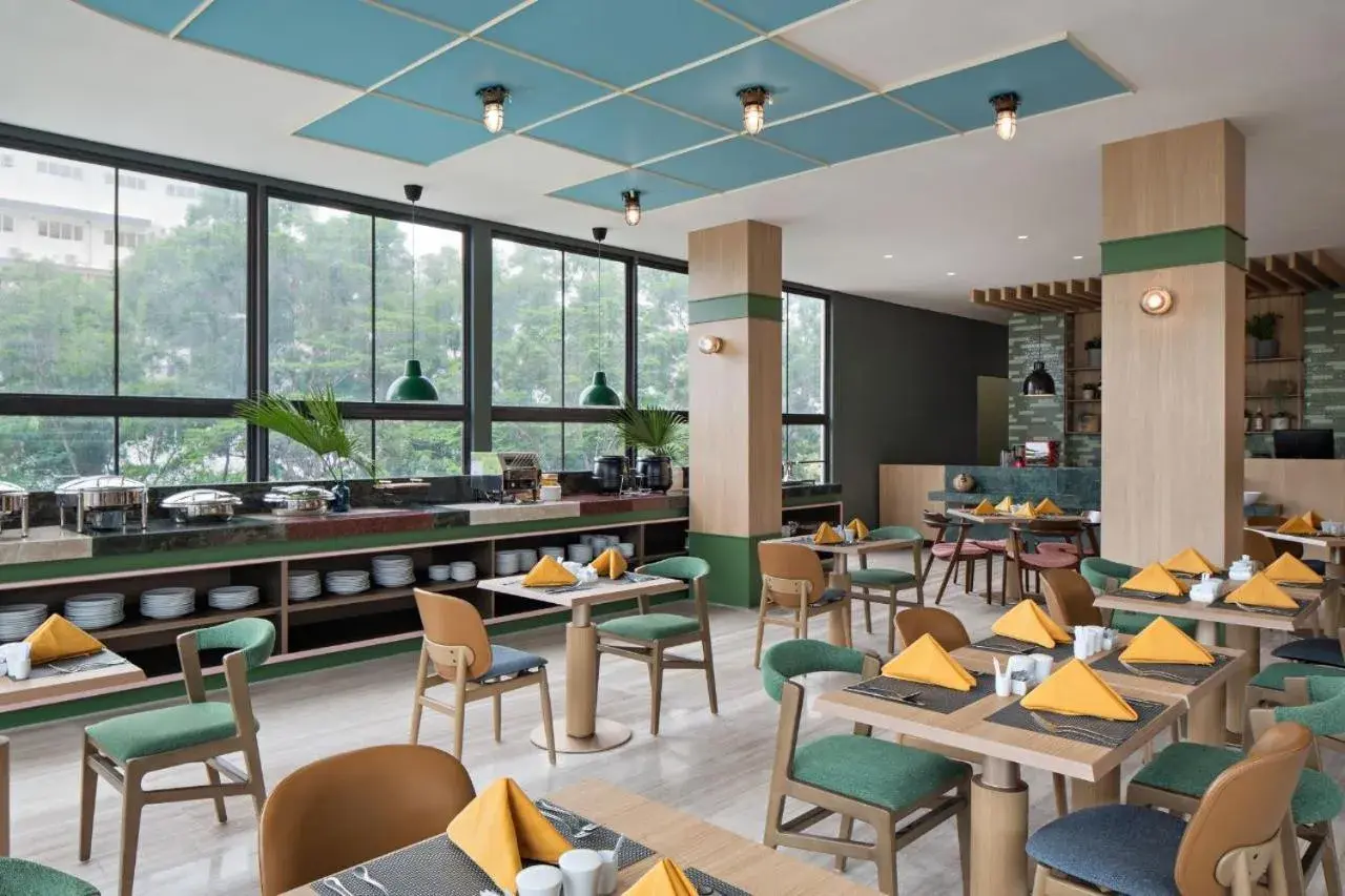 Restaurant/places to eat in MaxOneHotels at Kota Harapan Indah-Bekasi Restaurant/places to eat in MaxOneHotels at Kota Harapan Indah-Bekasi