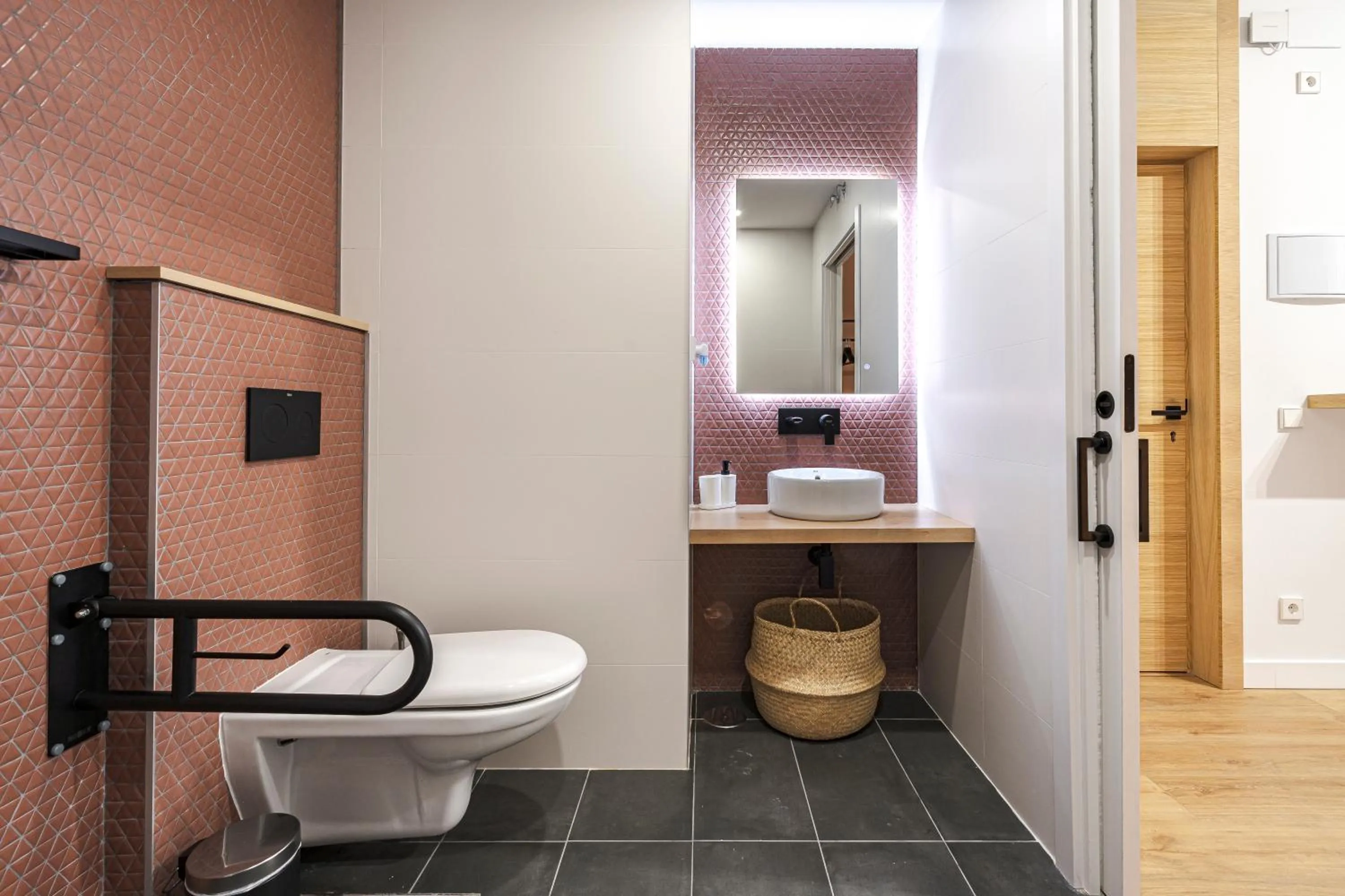 Bathroom in Vallecas Suites by Olala Homes