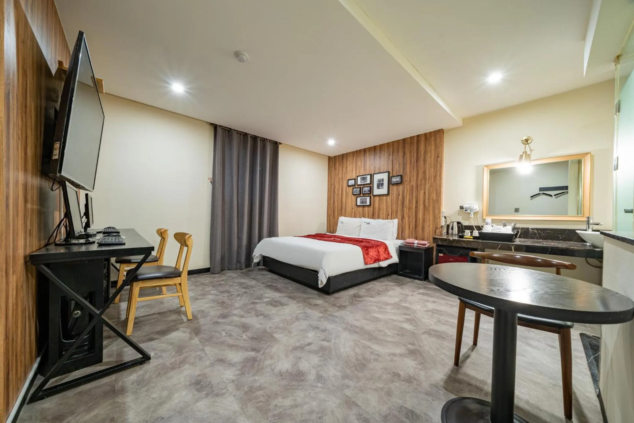 Bed in Boutique Hotel XYM