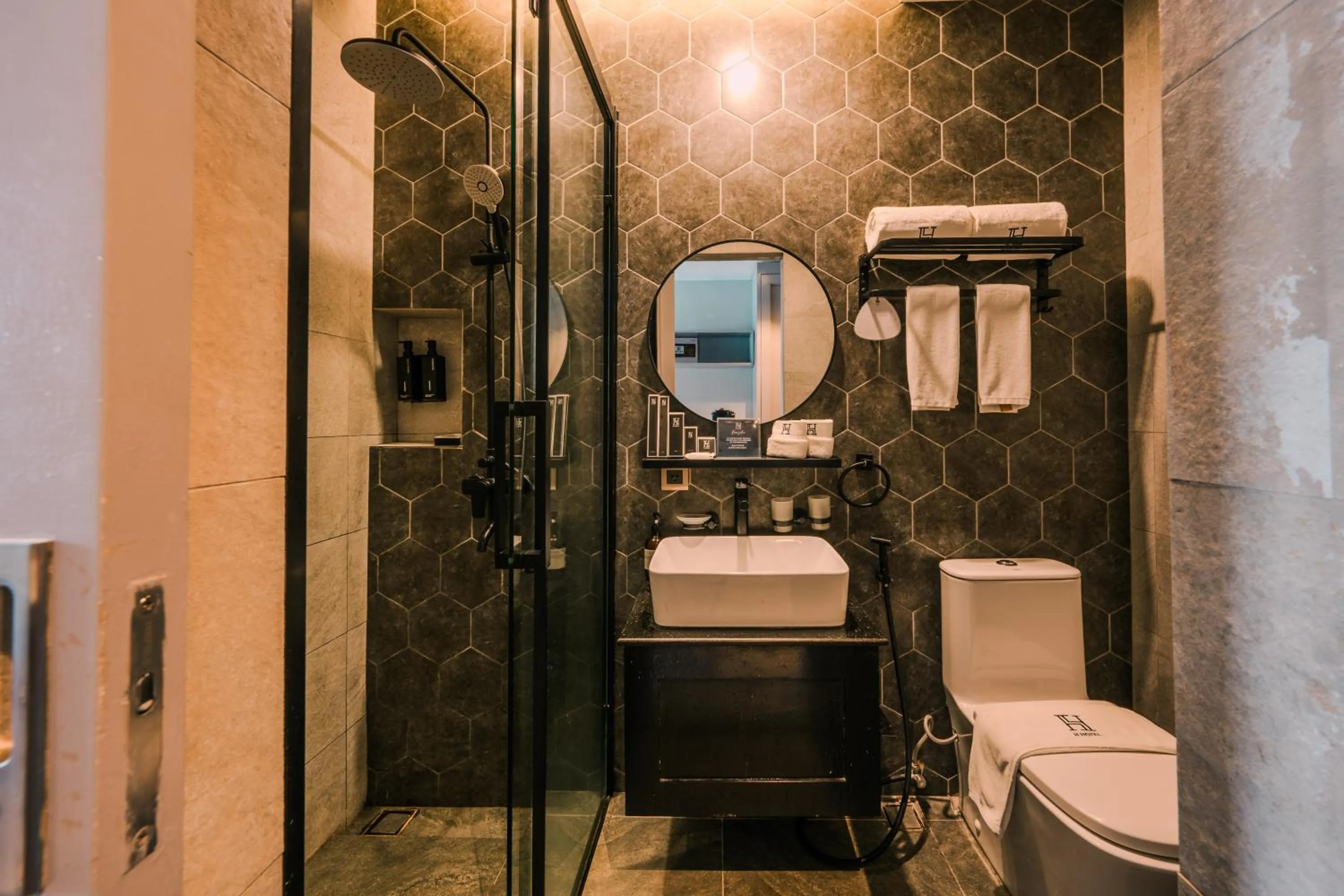 Shower in H Hotel El Nido - Vegan Friendly Hotel Managed by H Hospitality Group