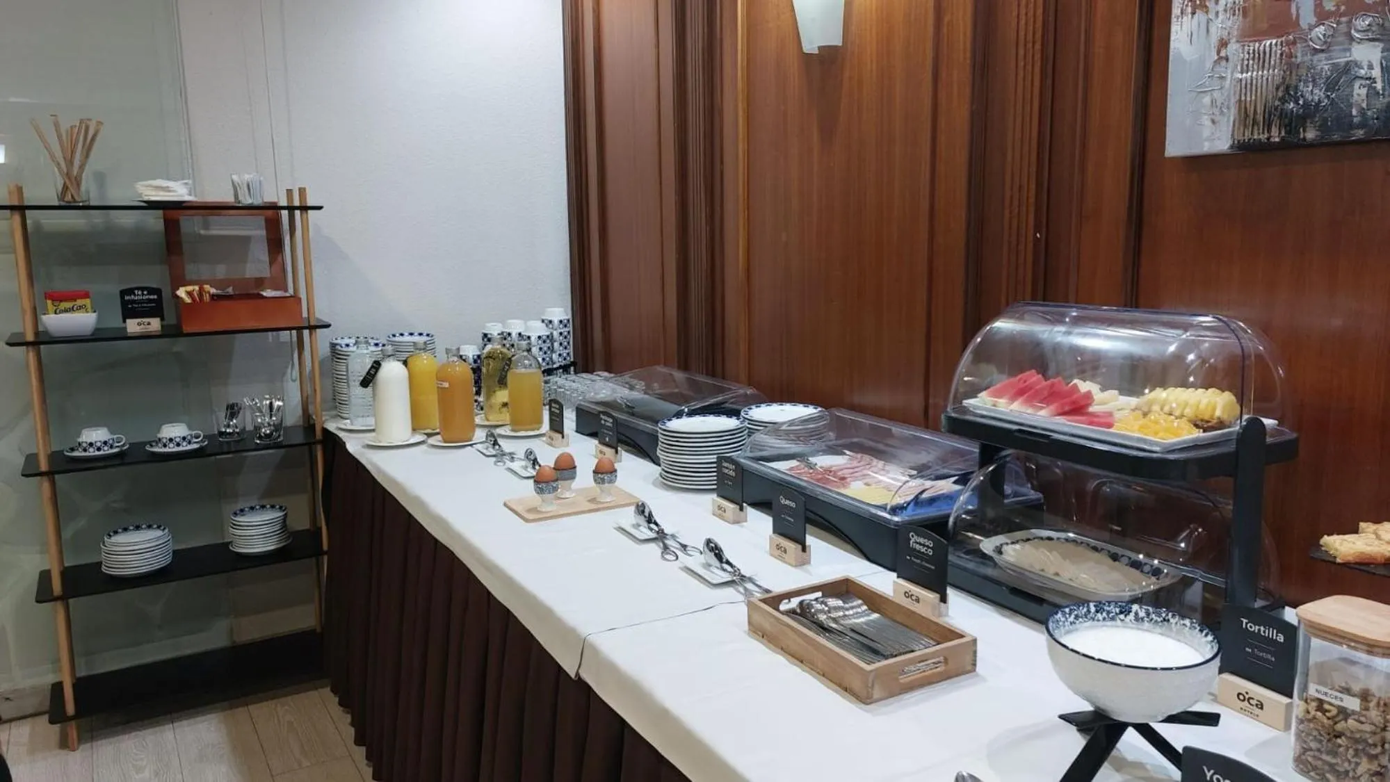 Breakfast in Oca Ipanema Hotel