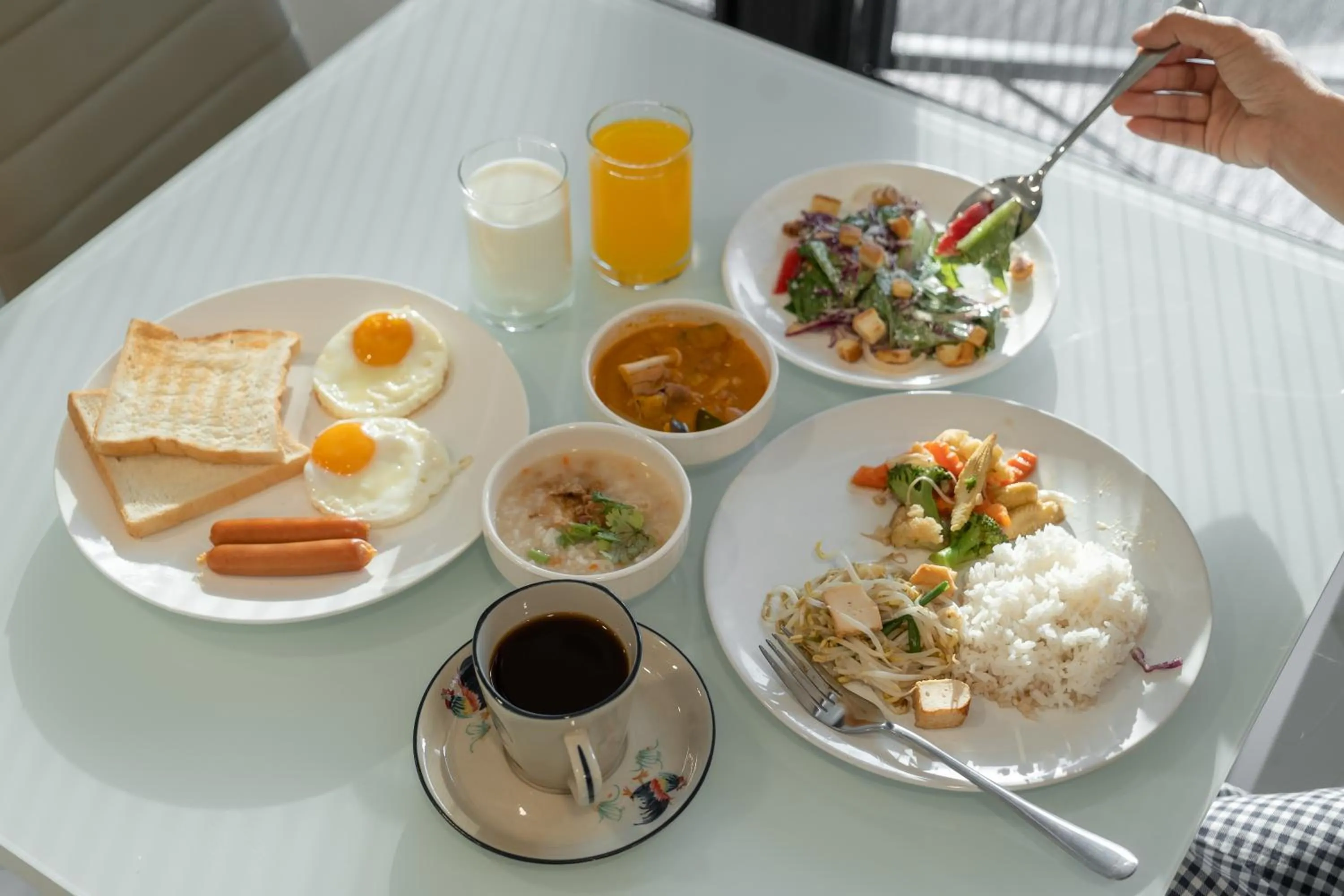 Breakfast in The Space Hotel Lampang