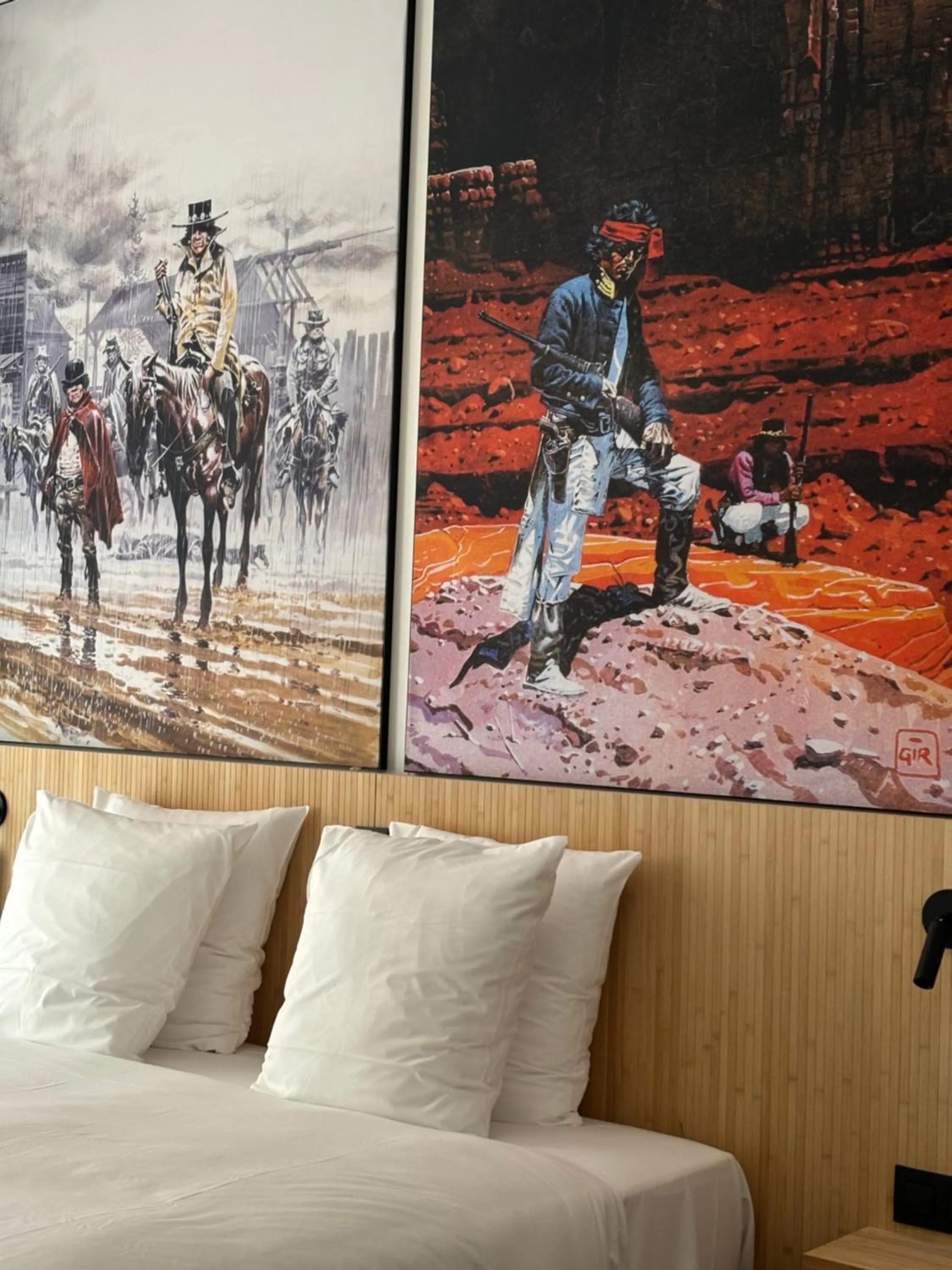 Bed in Comic Art Hotel