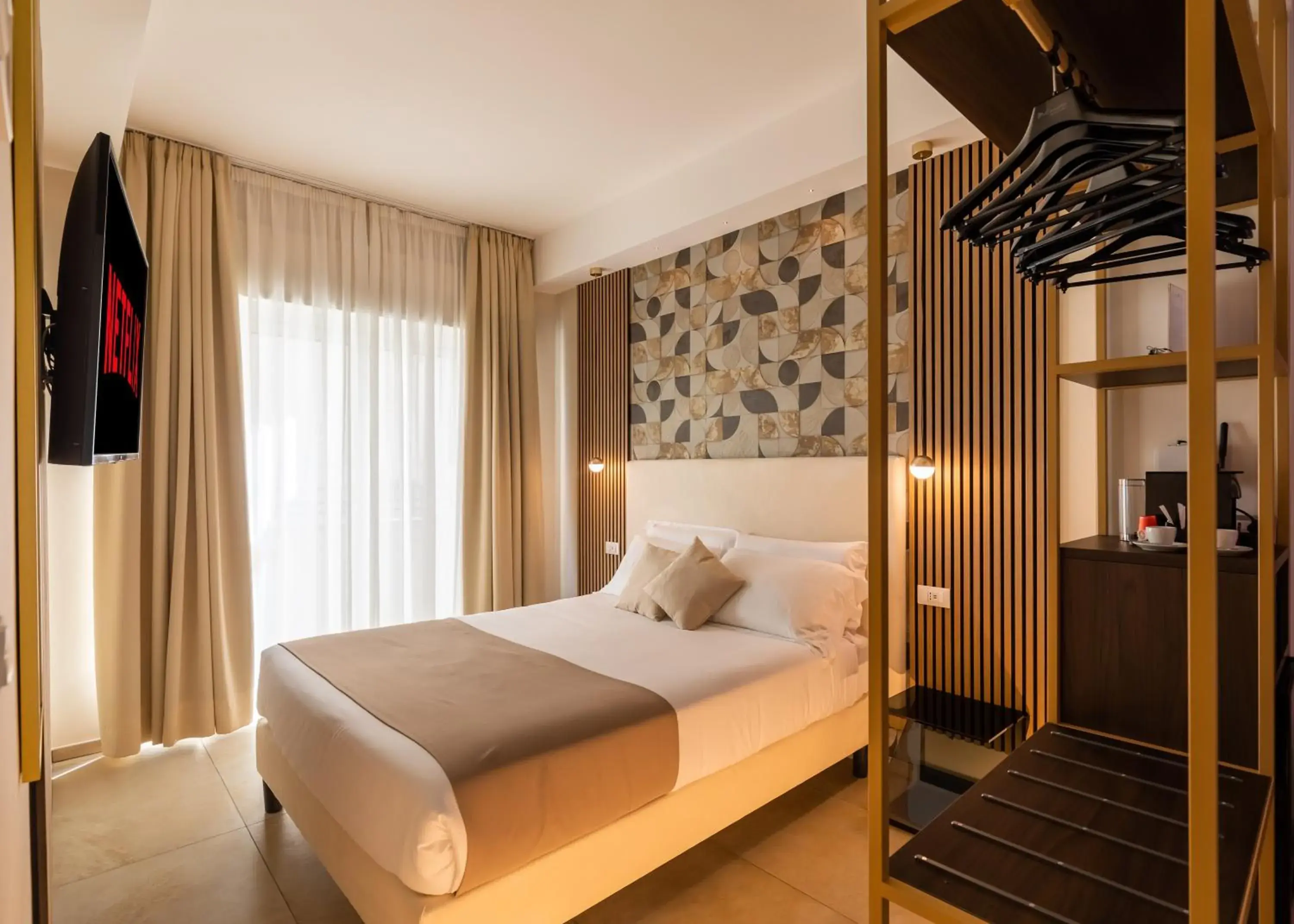 Bed in AlbaDea Suites&Jacuzzi Bed in AlbaDea Suites&Jacuzzi