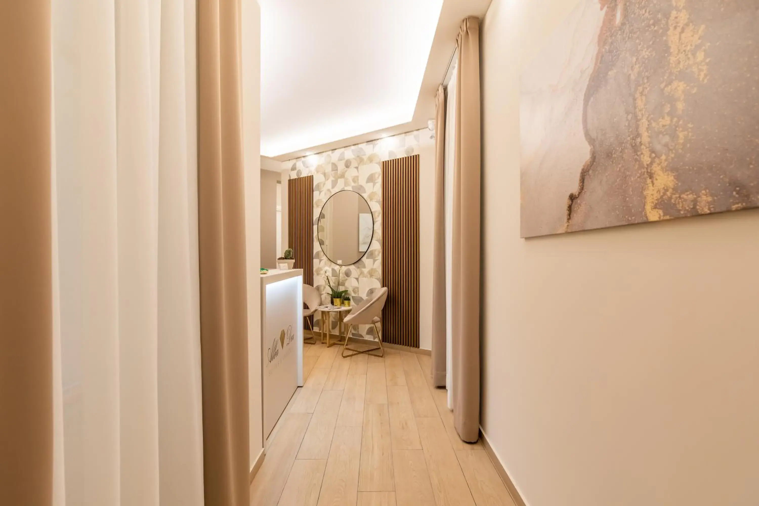 Lobby or reception, Bed in AlbaDea Suites&Jacuzzi Lobby or reception, Bed in AlbaDea Suites&Jacuzzi