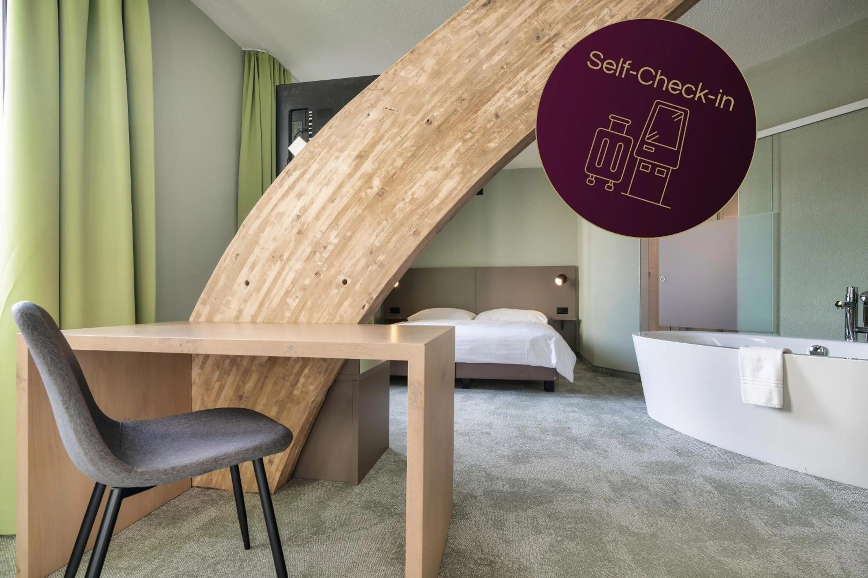 Photo of the whole room, Bed in flexymotel Schönenwerd