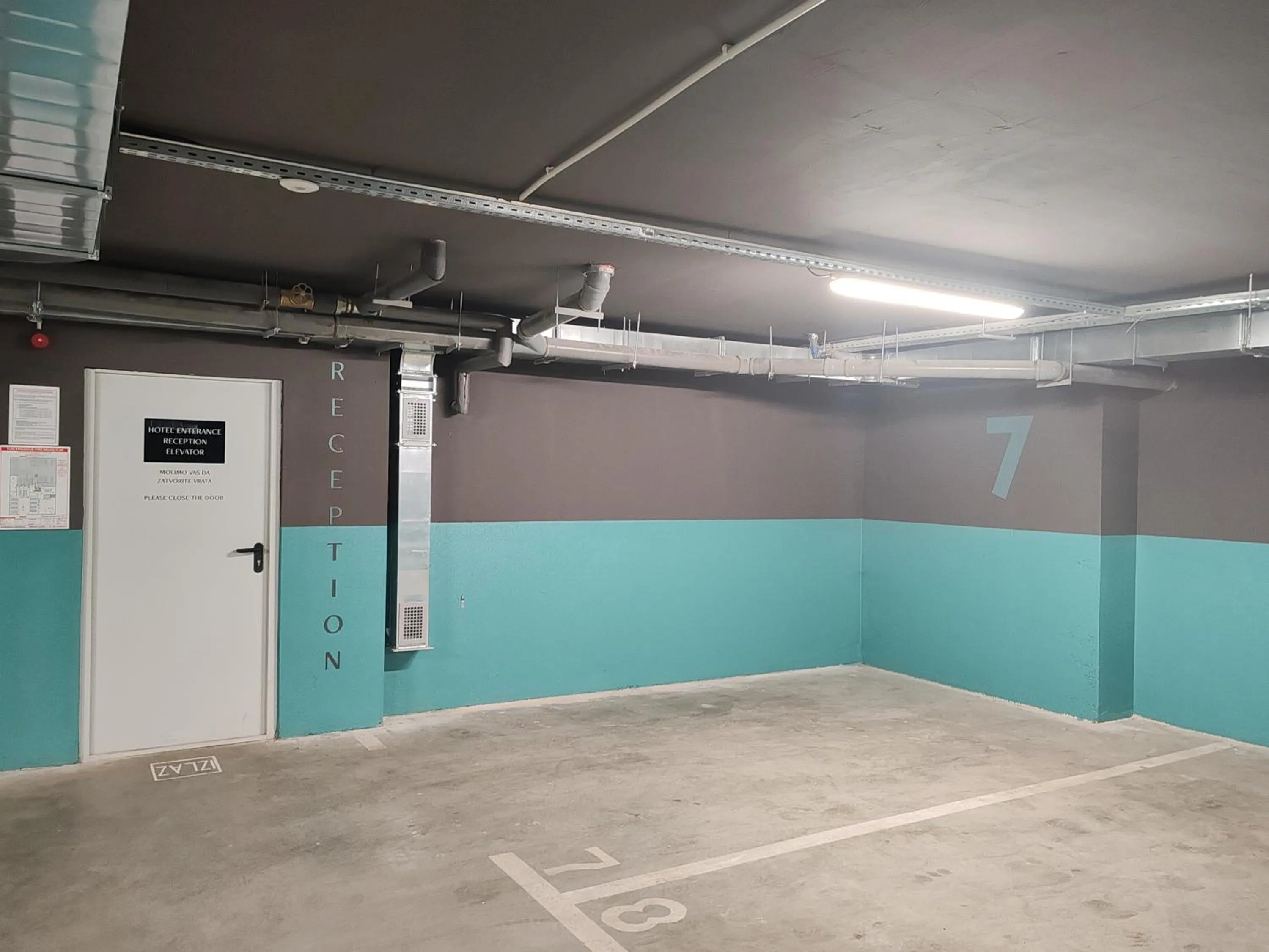 Parking in Hotel Element