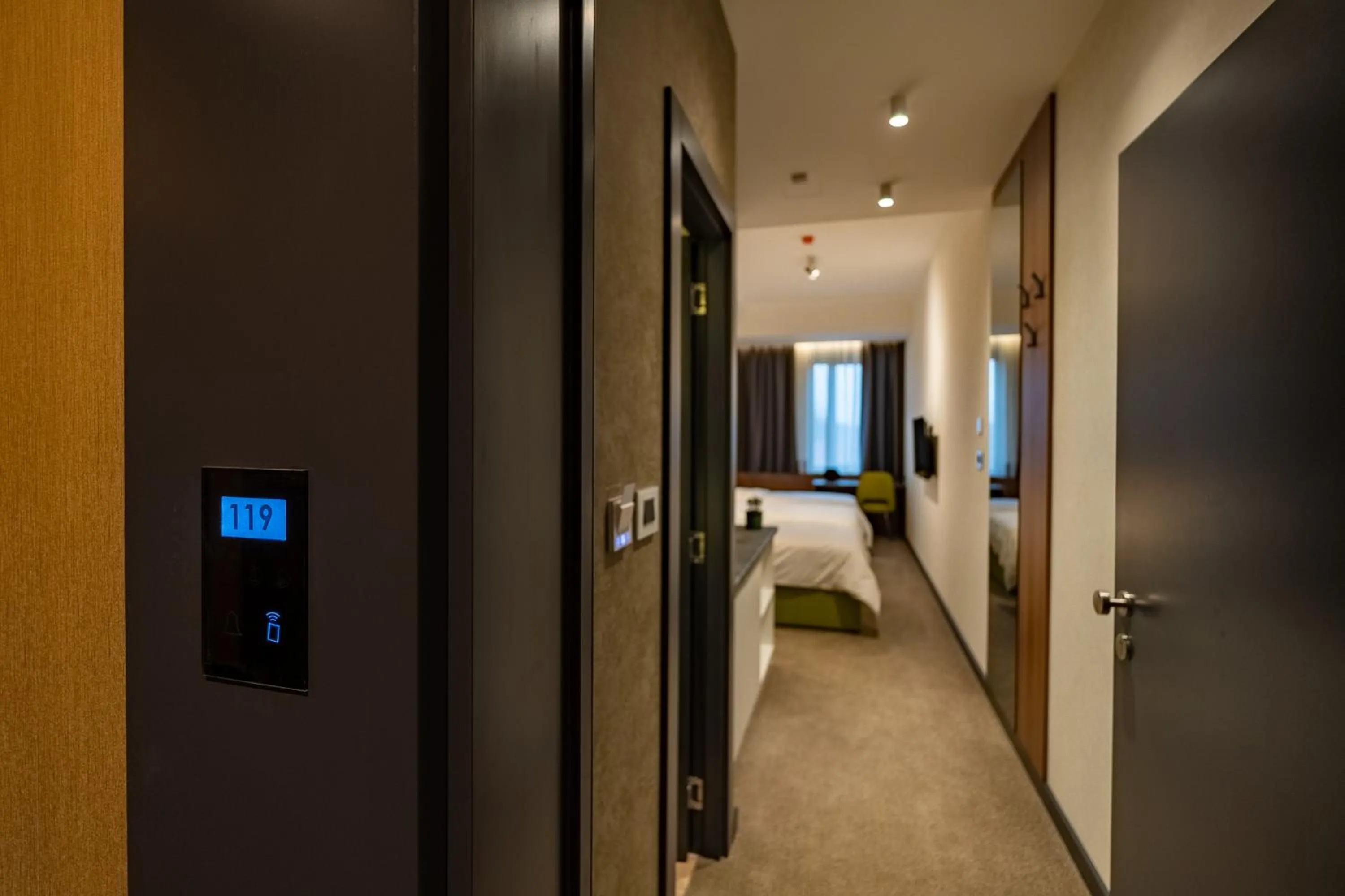 Photo of the whole room, Bed in Hotel Element