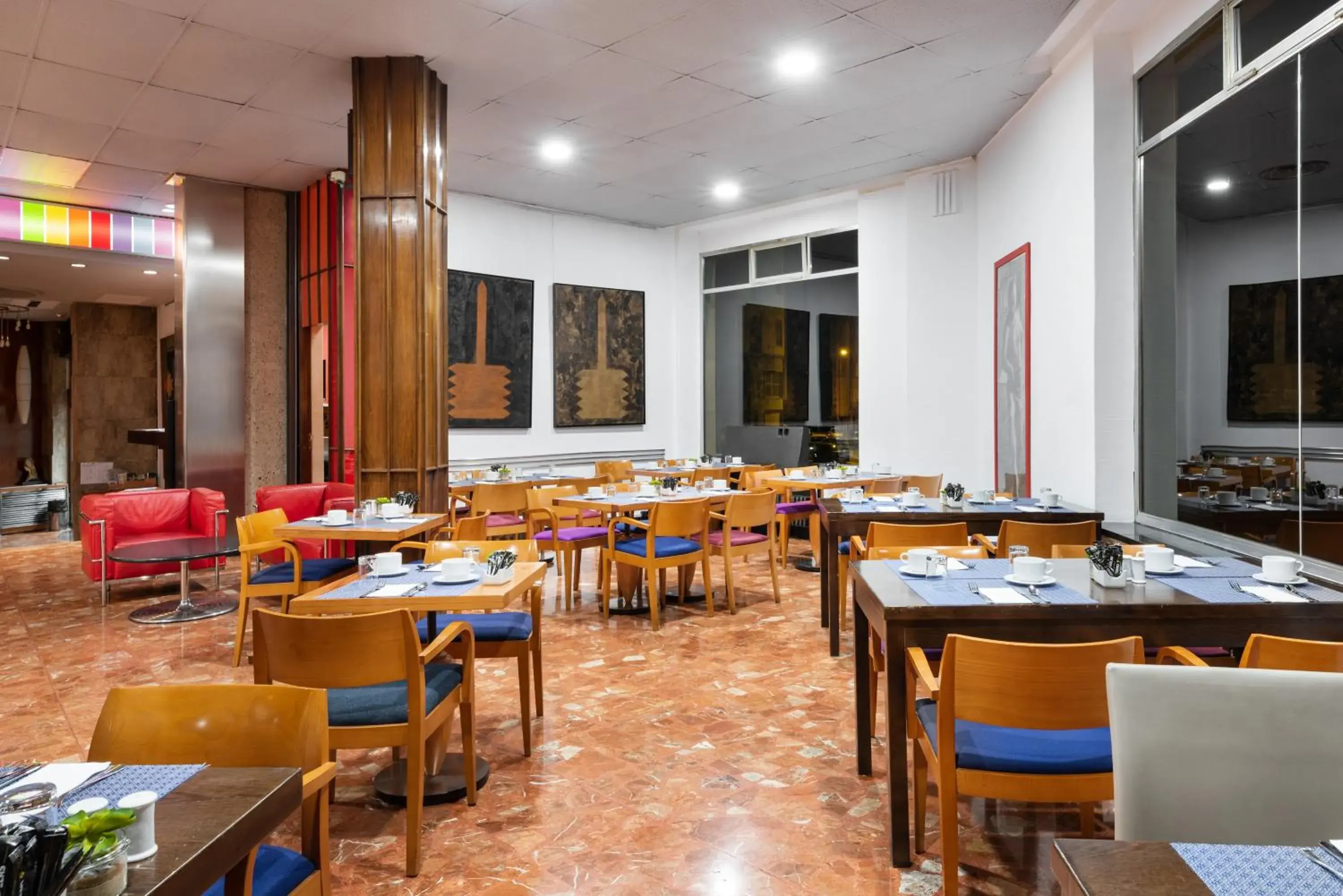 Buffet breakfast in Crisol Quindós Buffet breakfast in Crisol Quindós