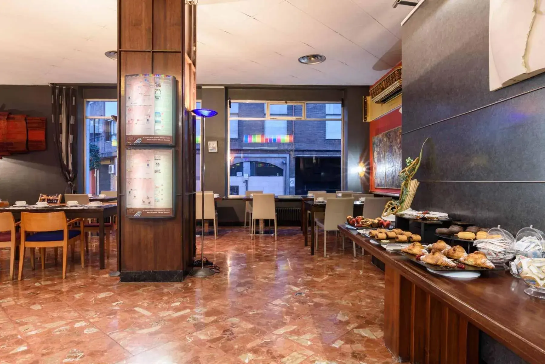 Lounge or bar in Crisol Quindós Lounge or bar in Crisol Quindós